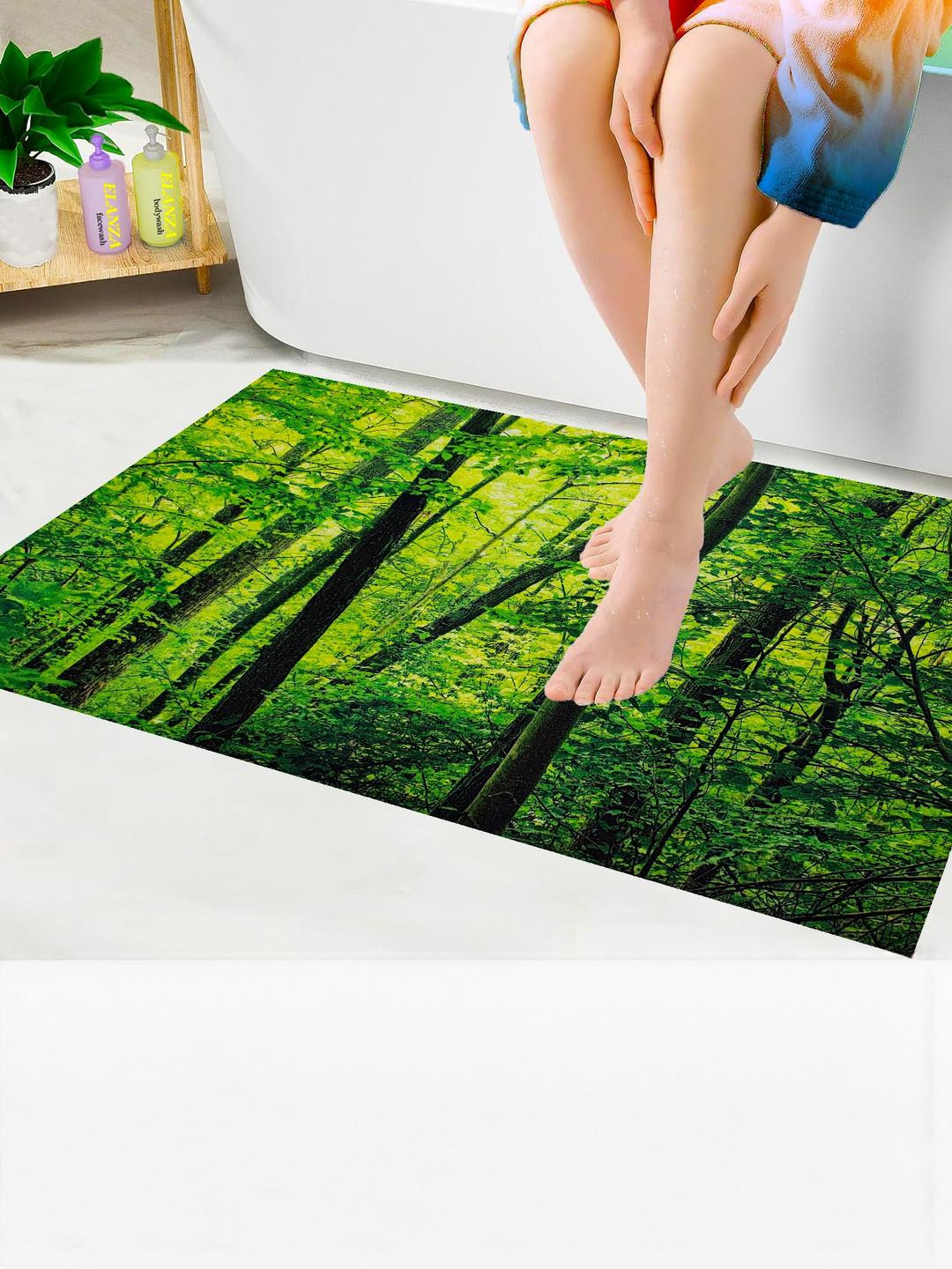 Elanza Pack Of 1 Green Leaves Printed Anti-Skid Microfiber Bath Rugs