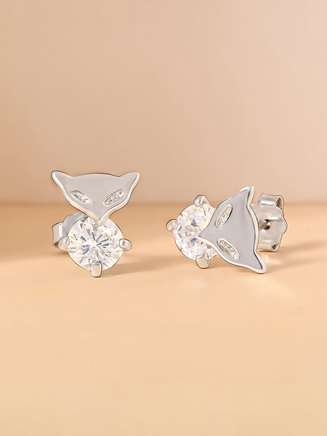 TOUCH925 925 Silver Artificial Stones Studded Fox Face Quirky Studs
