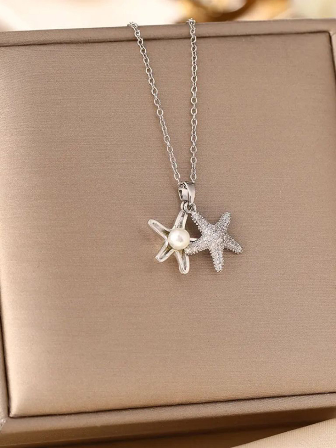 Estailo fashion Women Silver-Plated Stones-Studded Starlight Sparkling Pendant With Chain