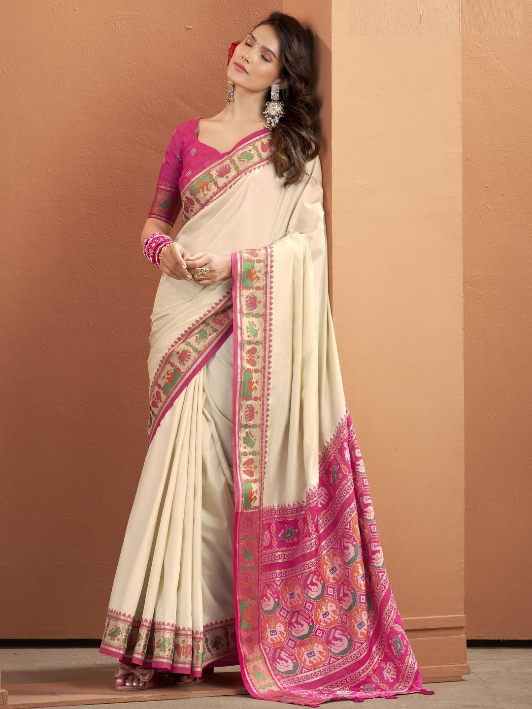 Smart Stree Woven Design Zari Art Silk Patola Saree