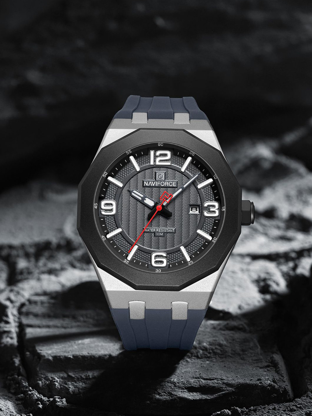 Naviforce Men Dial & Textured Straps Analogue Watch NF8079_S GY TGY