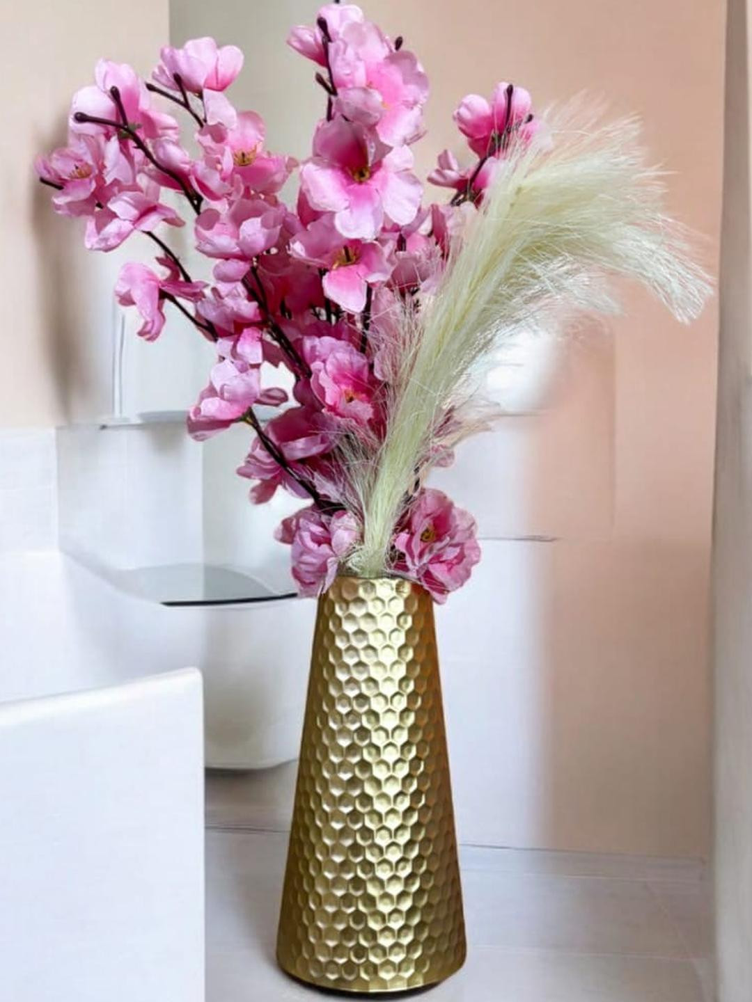 DECORSMITH Gold Metal Vases