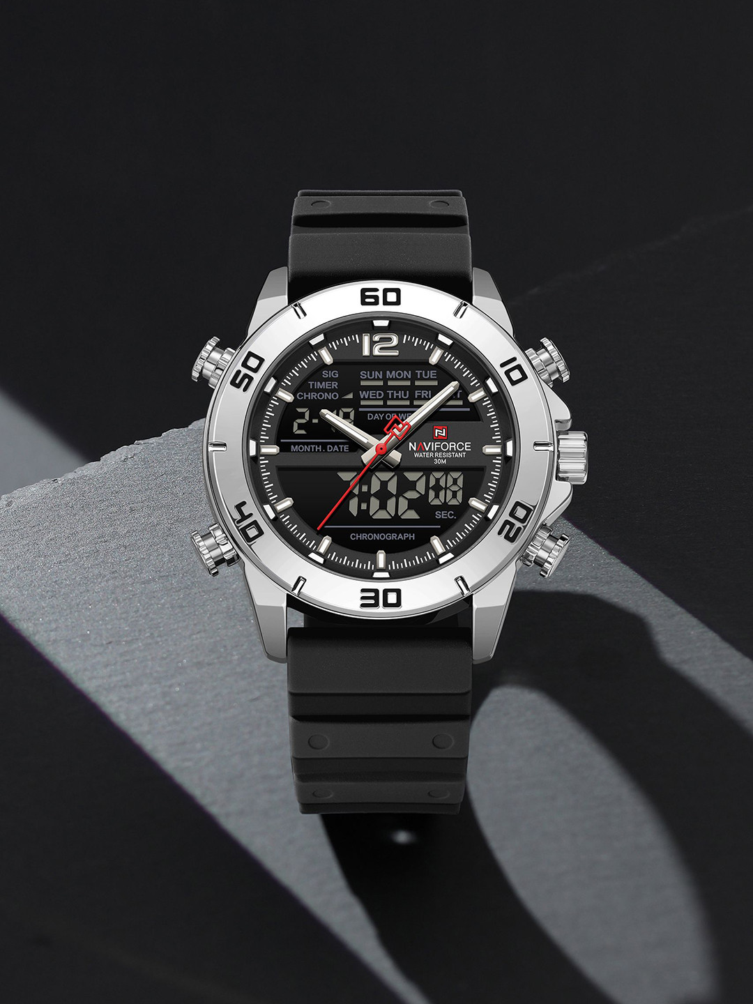 Naviforce Men Dial & Bracelet Style Straps Analogue and Digital Watch NF9253T_S B B