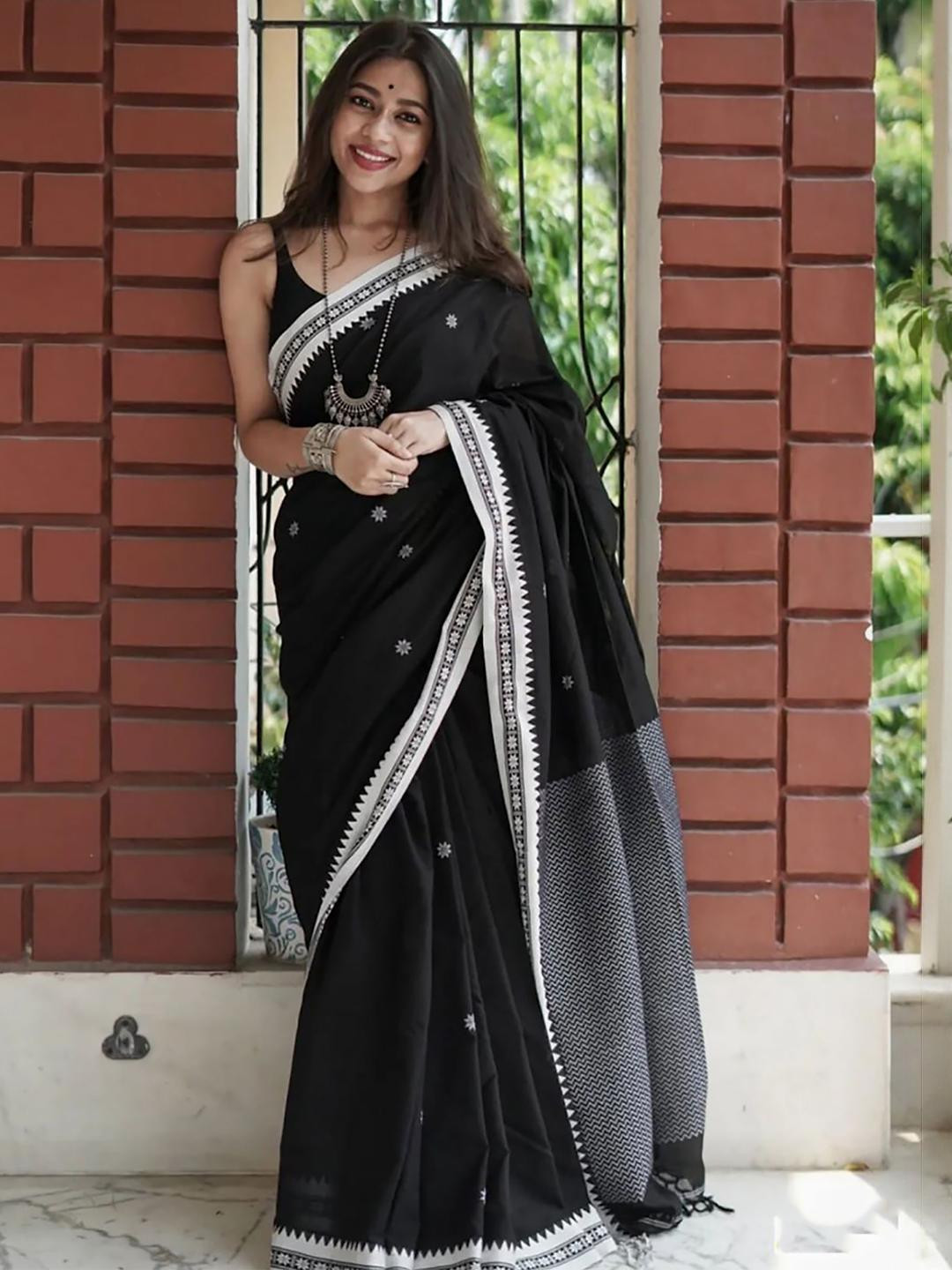 Mitera Floral Print Banarasi Saree