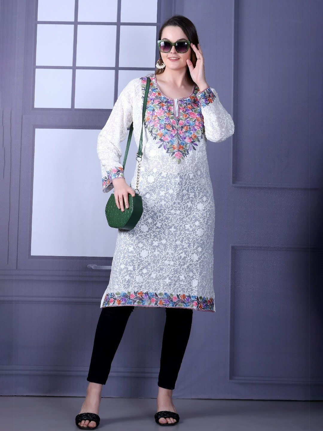 Sopeachy Embroidered Round Neck Georgette Kurta