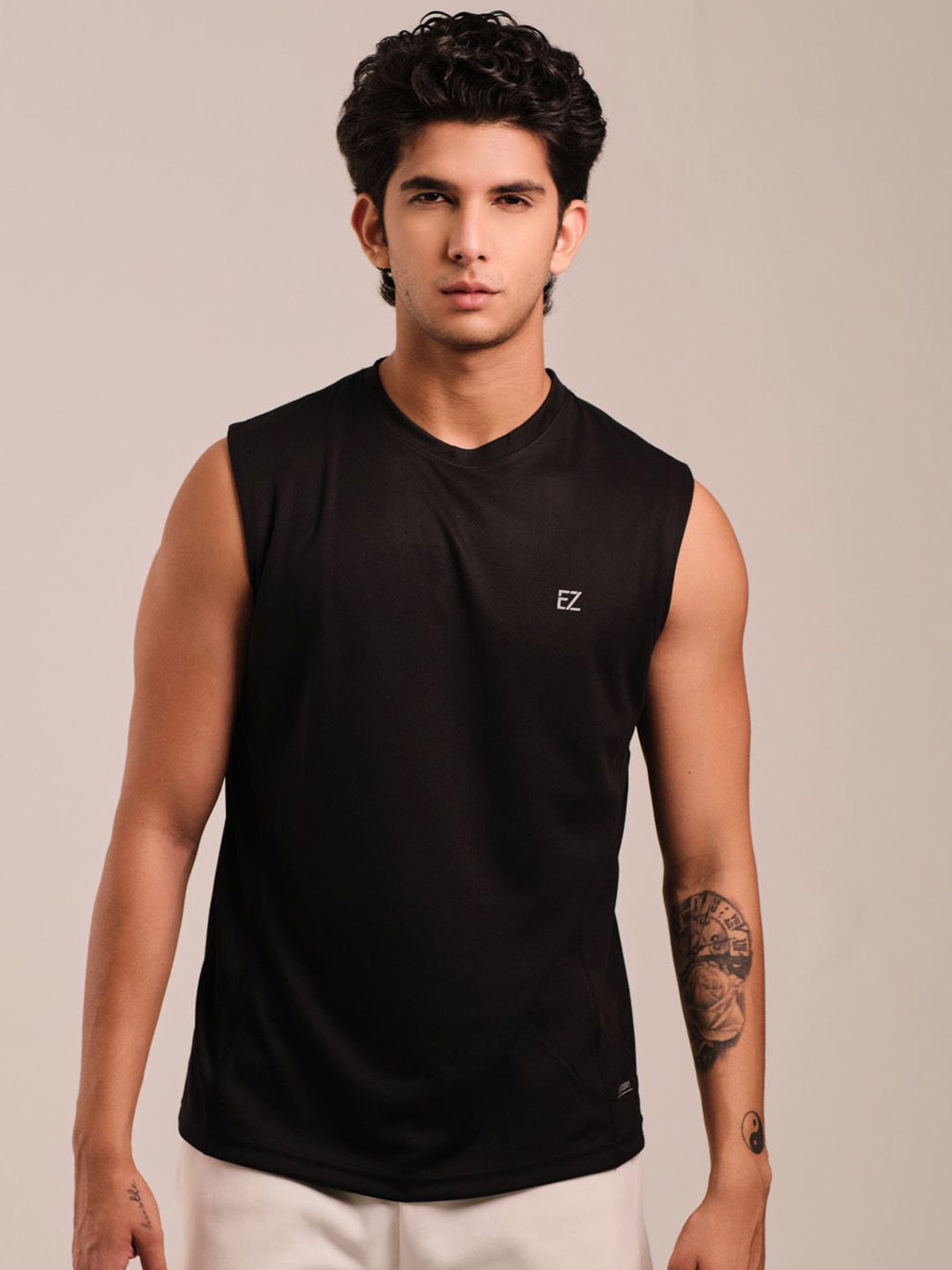 EAZY Men Round Neck Dry-Fit Tank Vest EZ_QDRN_BLACK_S
