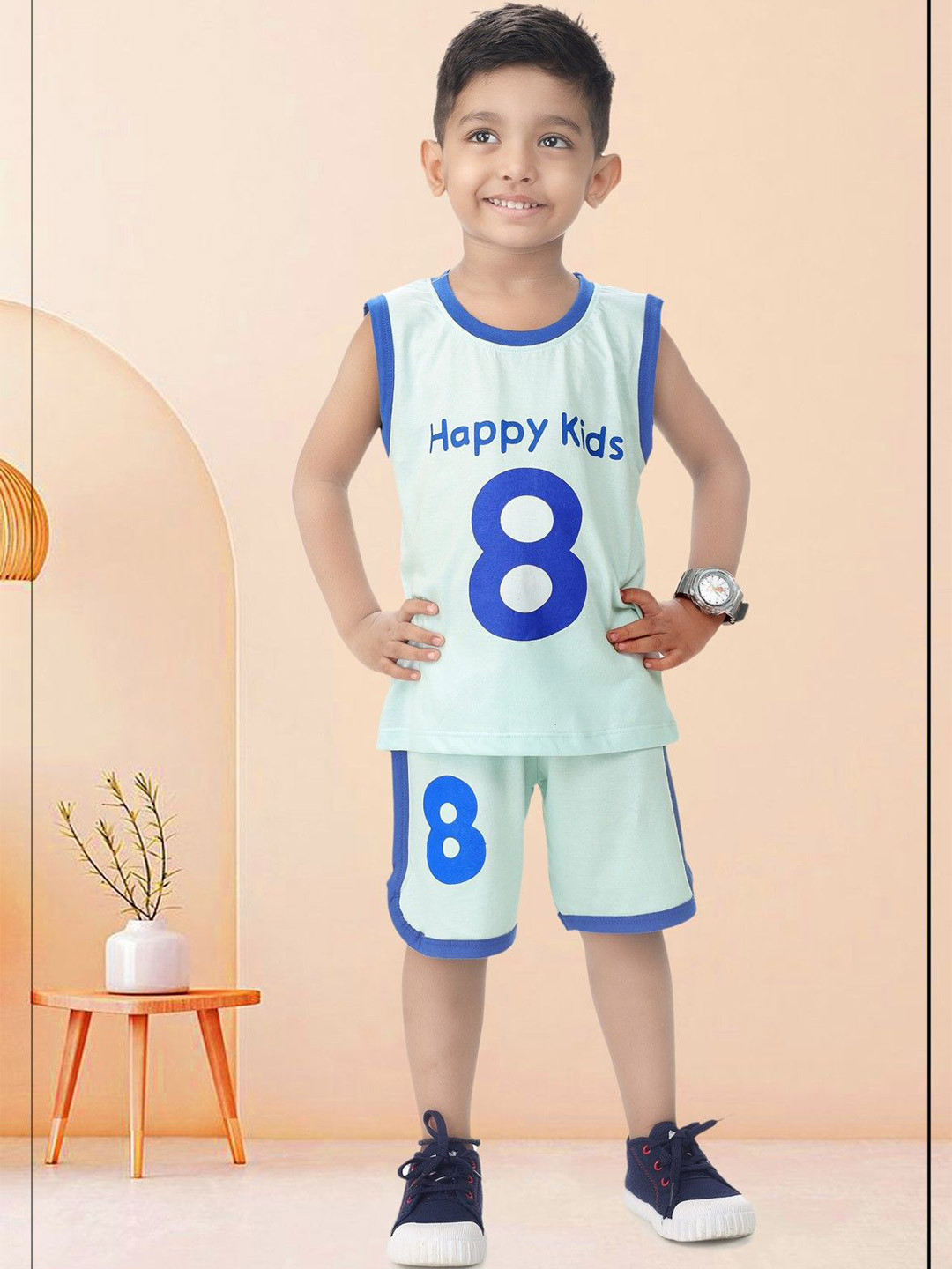 NEW GEN Boys Typographic Printed T-shirt With Shorts