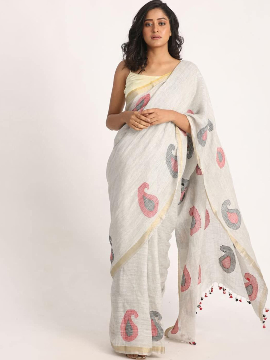 AWRIYA Woven Design Zari Saree