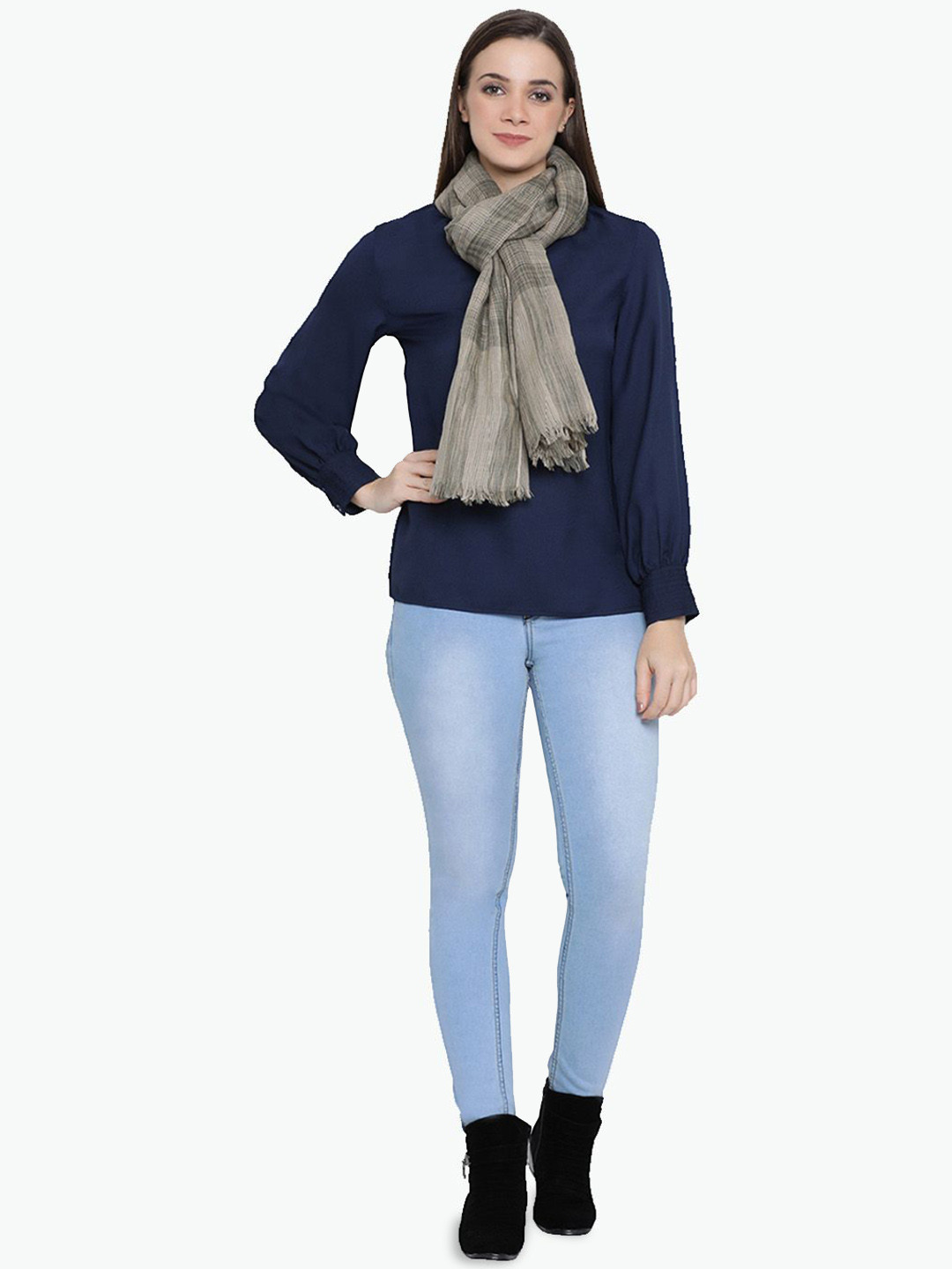 Tiara Women Checked Pure Wool Shawl with Fringed