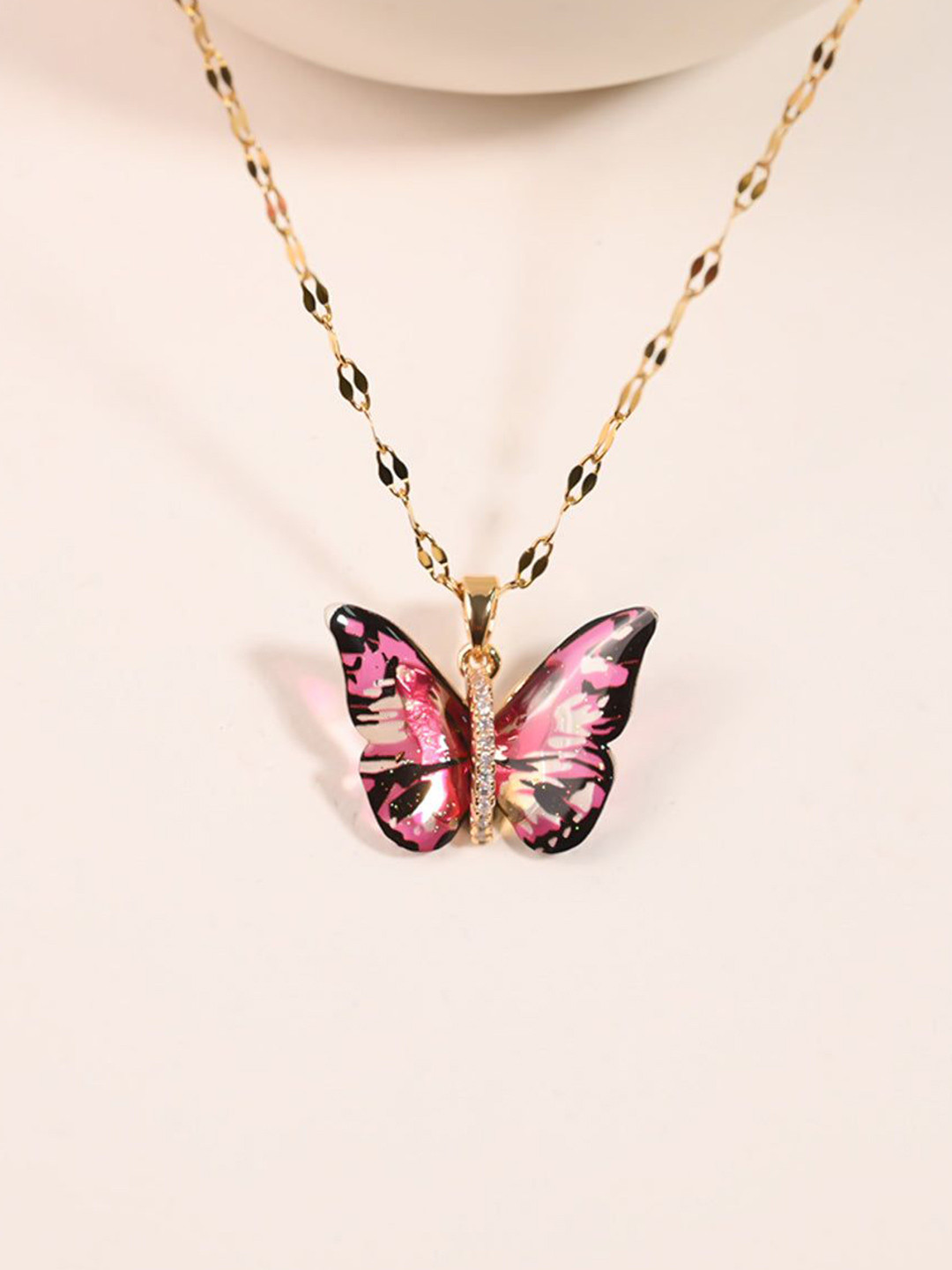 Estailo fashion Women Gold-Plated Stones-Studded Butterfly Shaped Pendant With Chain