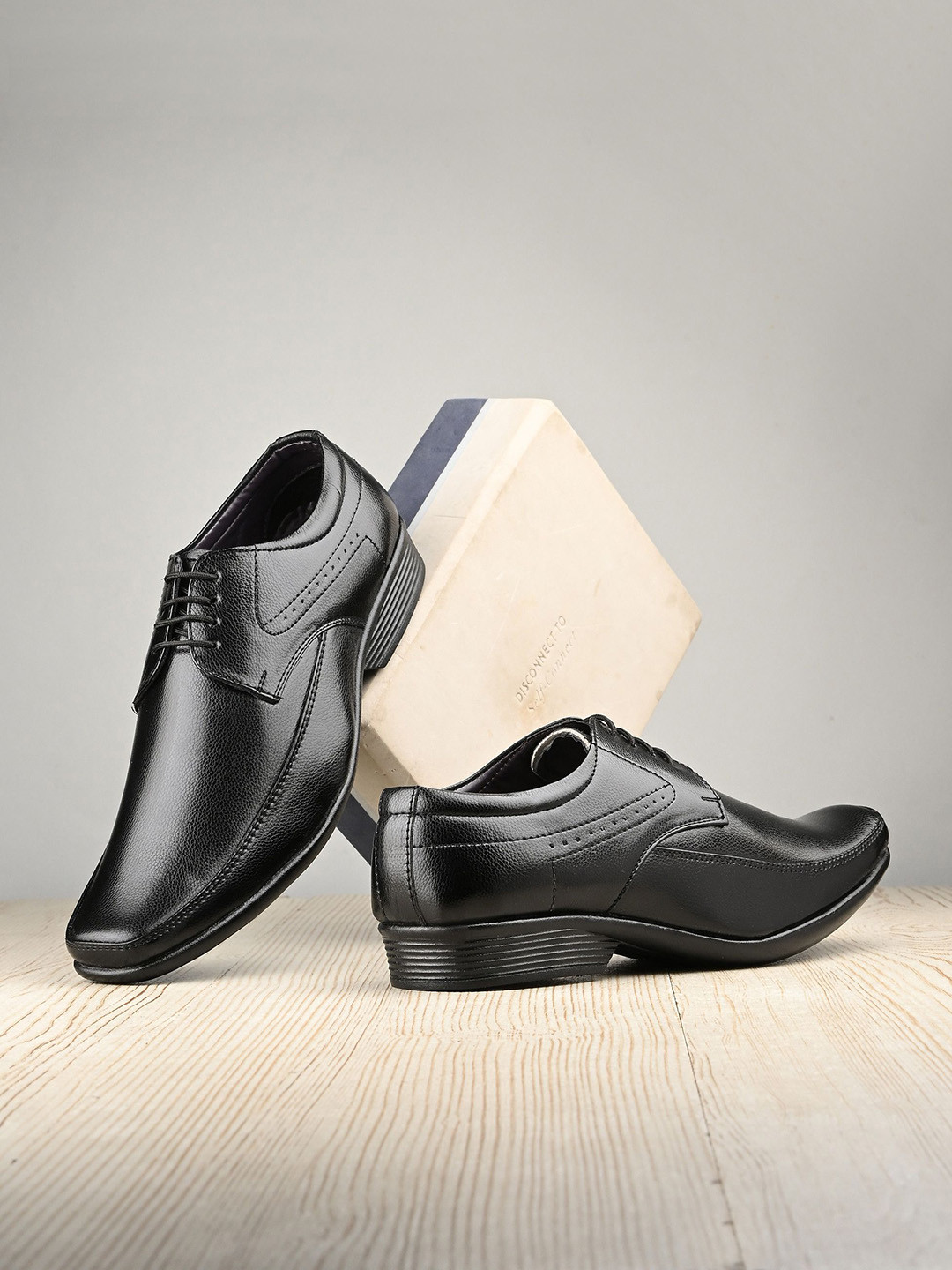 Provogue Men Classic Lace Up Dress Shoes with Cushioned Sole