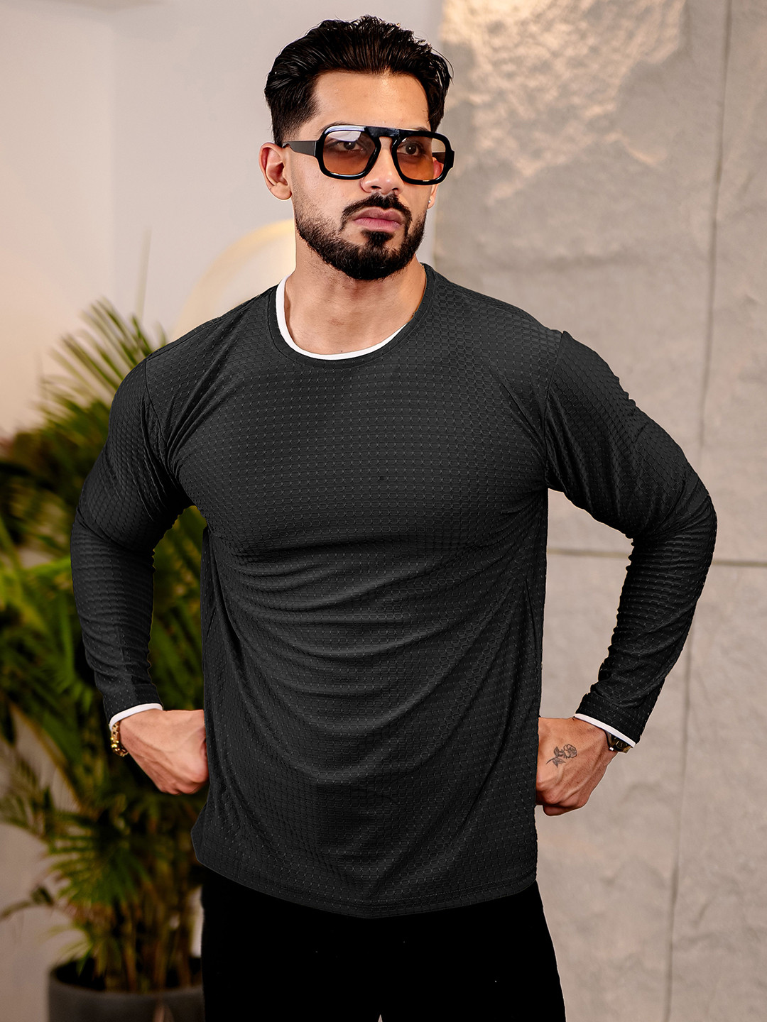 BENNY BROOKS Self Design Round Neck T-shirt