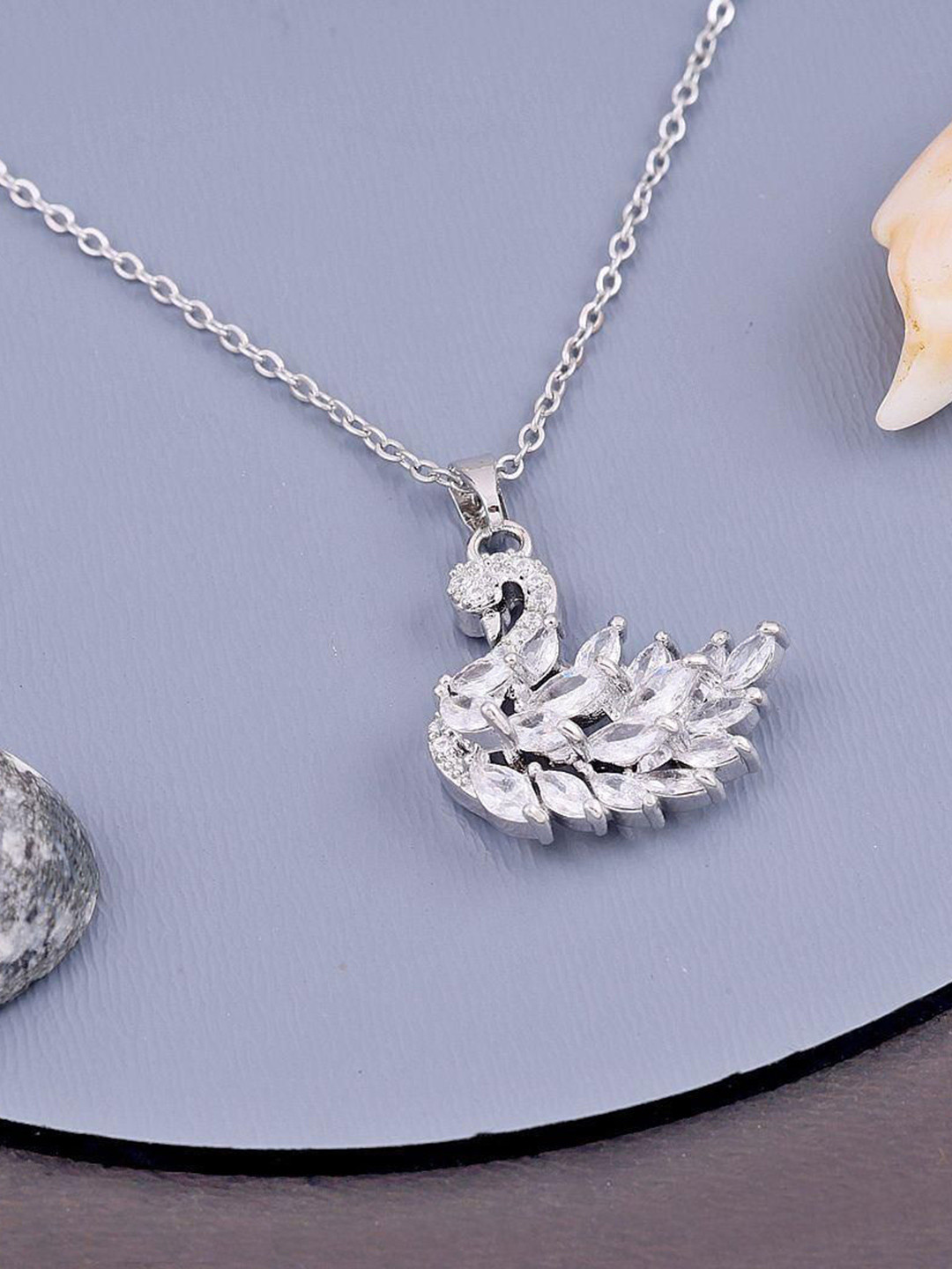 Estailo fashion Silver-Plated Stones-Studded Lovey Dovey Swan Pendant With Chain