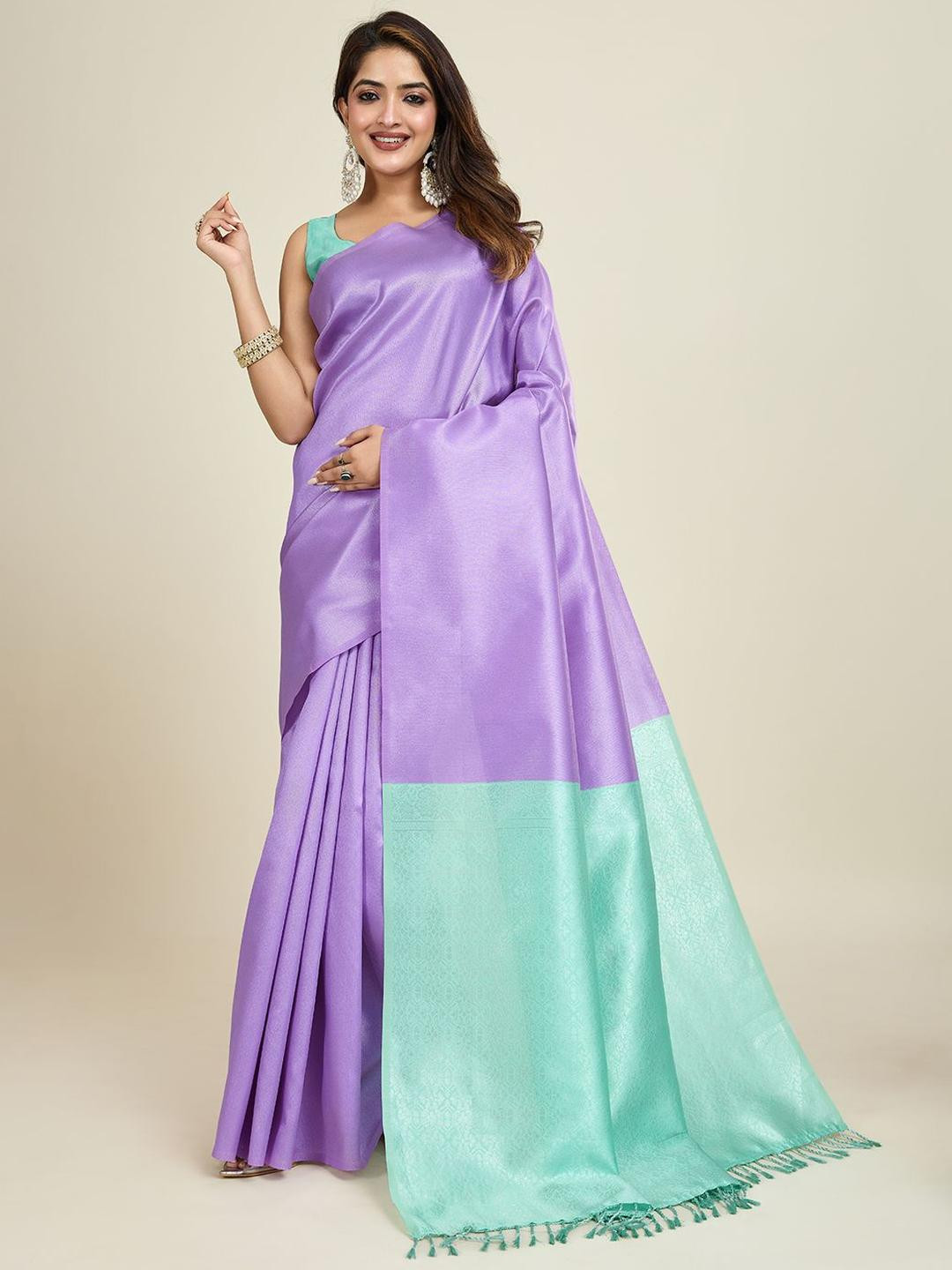 SHANVIKA Colourblocked Shimmer Saree With Blouse Piece