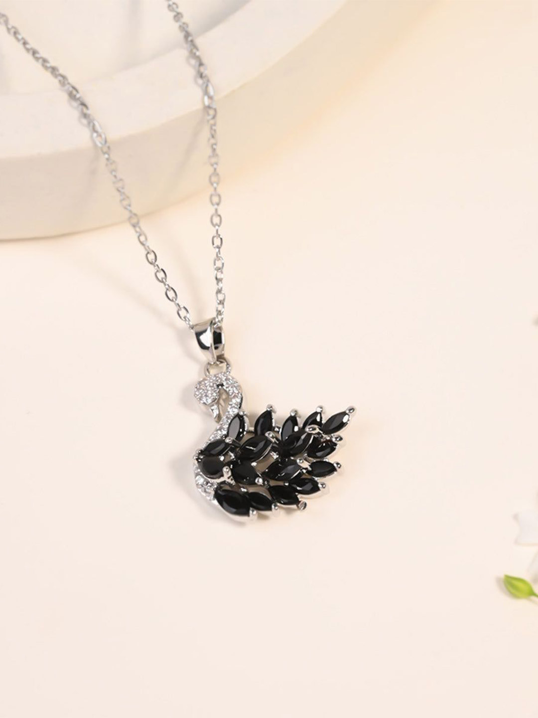 Estailo fashion Women Silver-Plated Stones-Studded Obsidian Swan Pendant With Chain