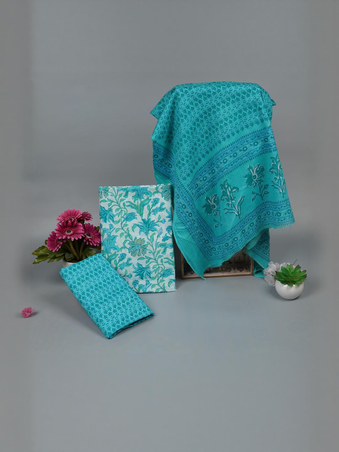 Kwatchi Printed Pure Cotton Unstitched Turqouise Blue Dress Material