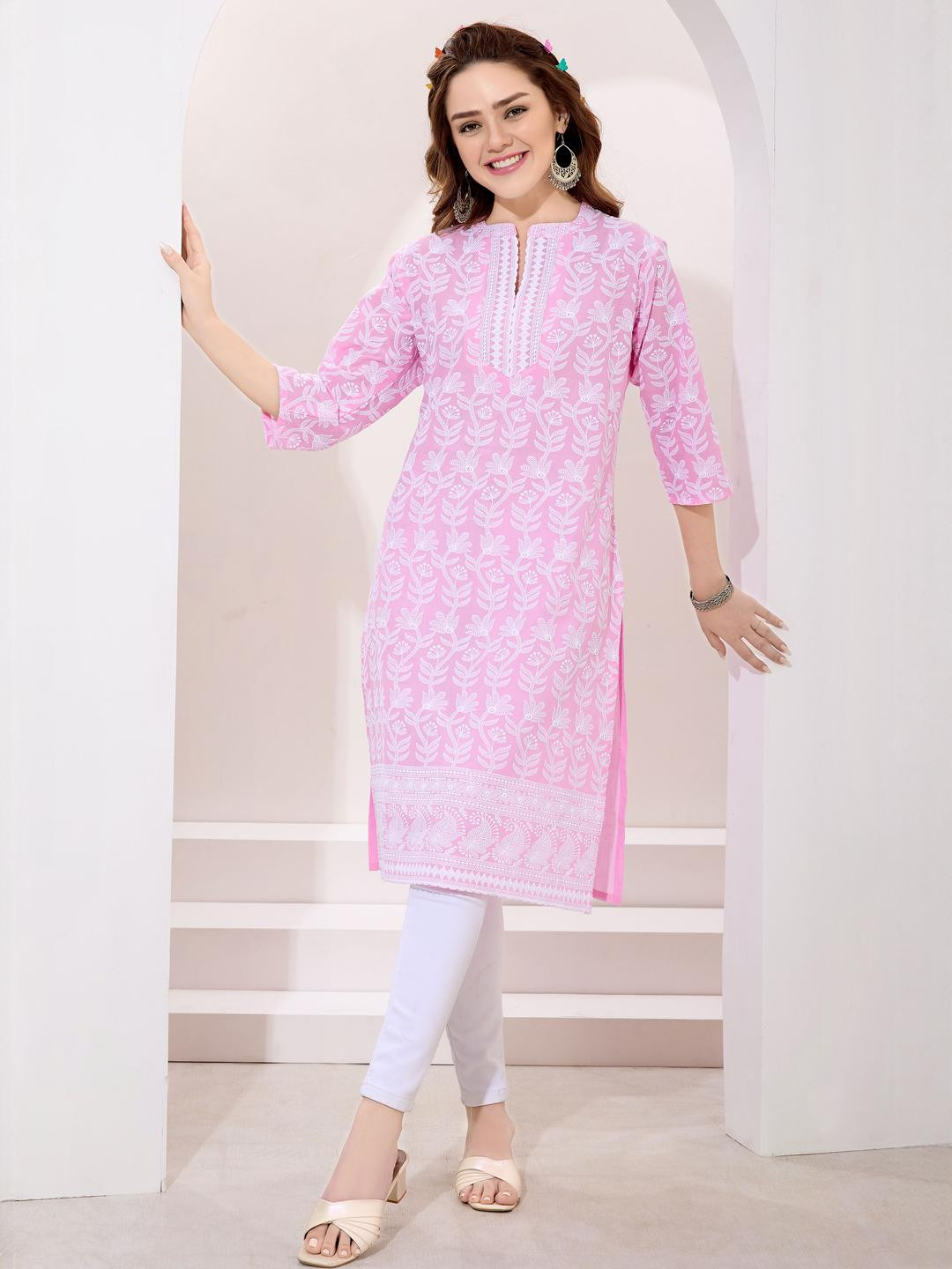 SC KURTIS Women Pink Kurtas