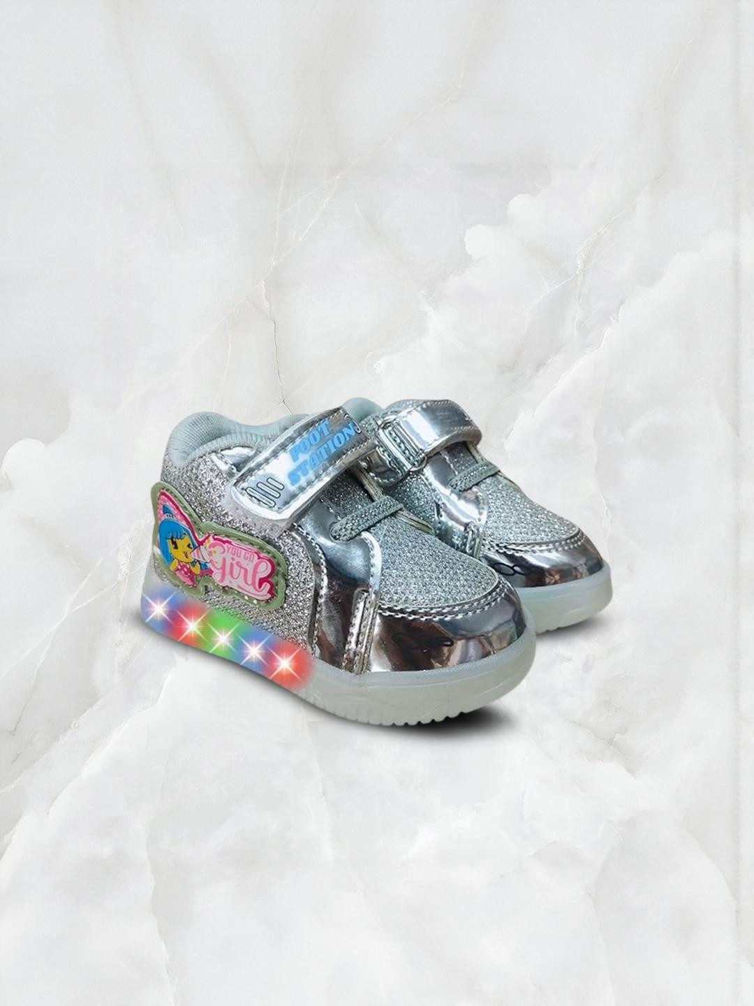 FootStation Girls LED Light Glitter Velcro Sneakers