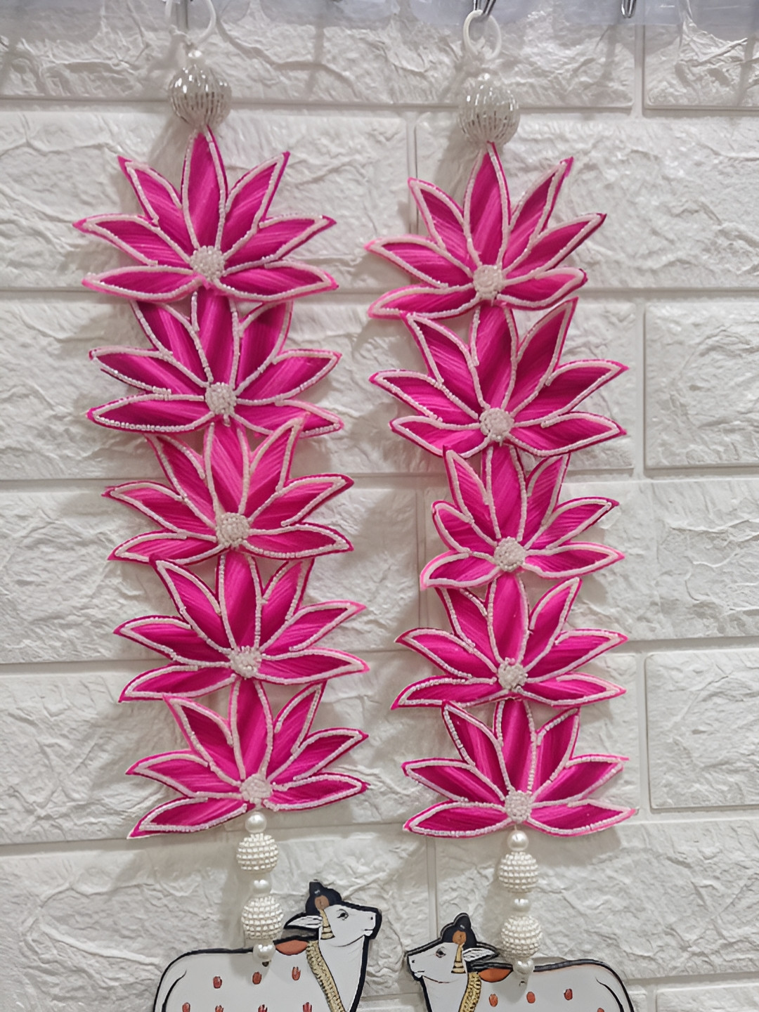 Sellplus 2 Pieces Pink & White Lotus With Cow Wooden Tassel Hangings