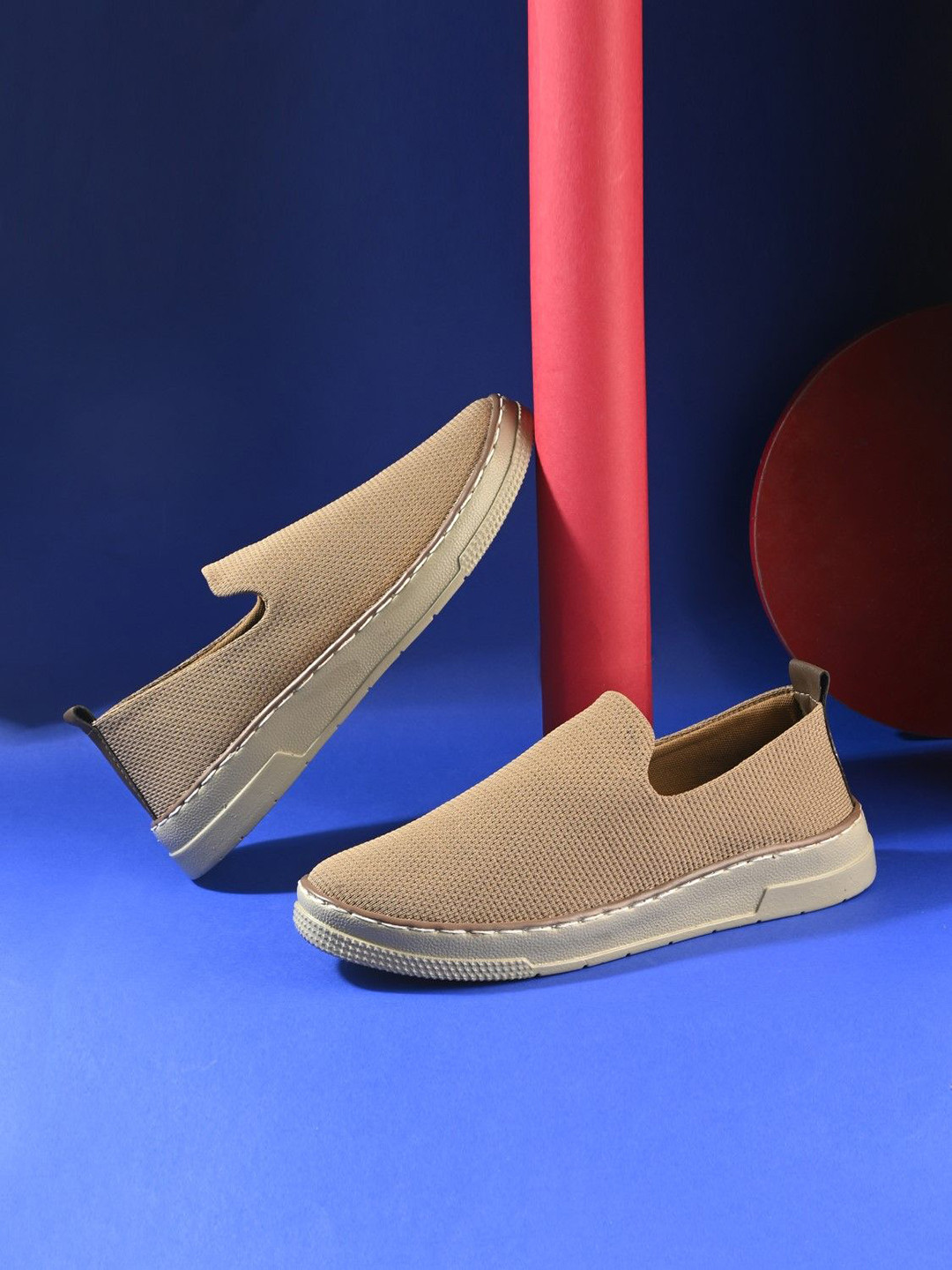 BIZZARO Men Lightweight Slip-On Round Toe Outdoot Casual Loafers