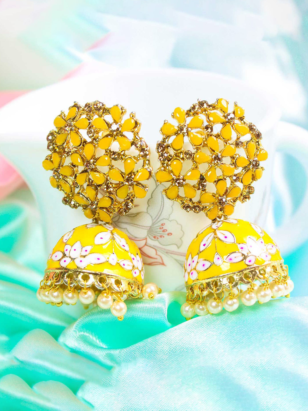 Glamgem Gold-Plated Artificial Stones Studded And Pearls Beaded Dome Shaped Jhumkas