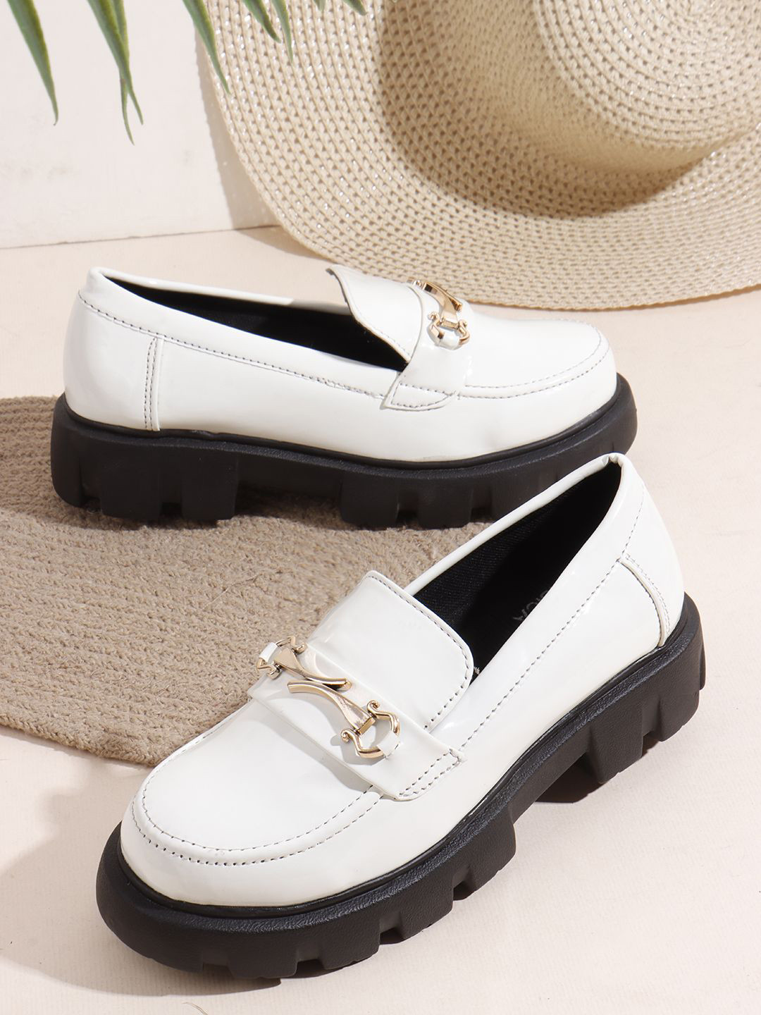 CORSICA Women Round Toe Wide Horsebit Loafers