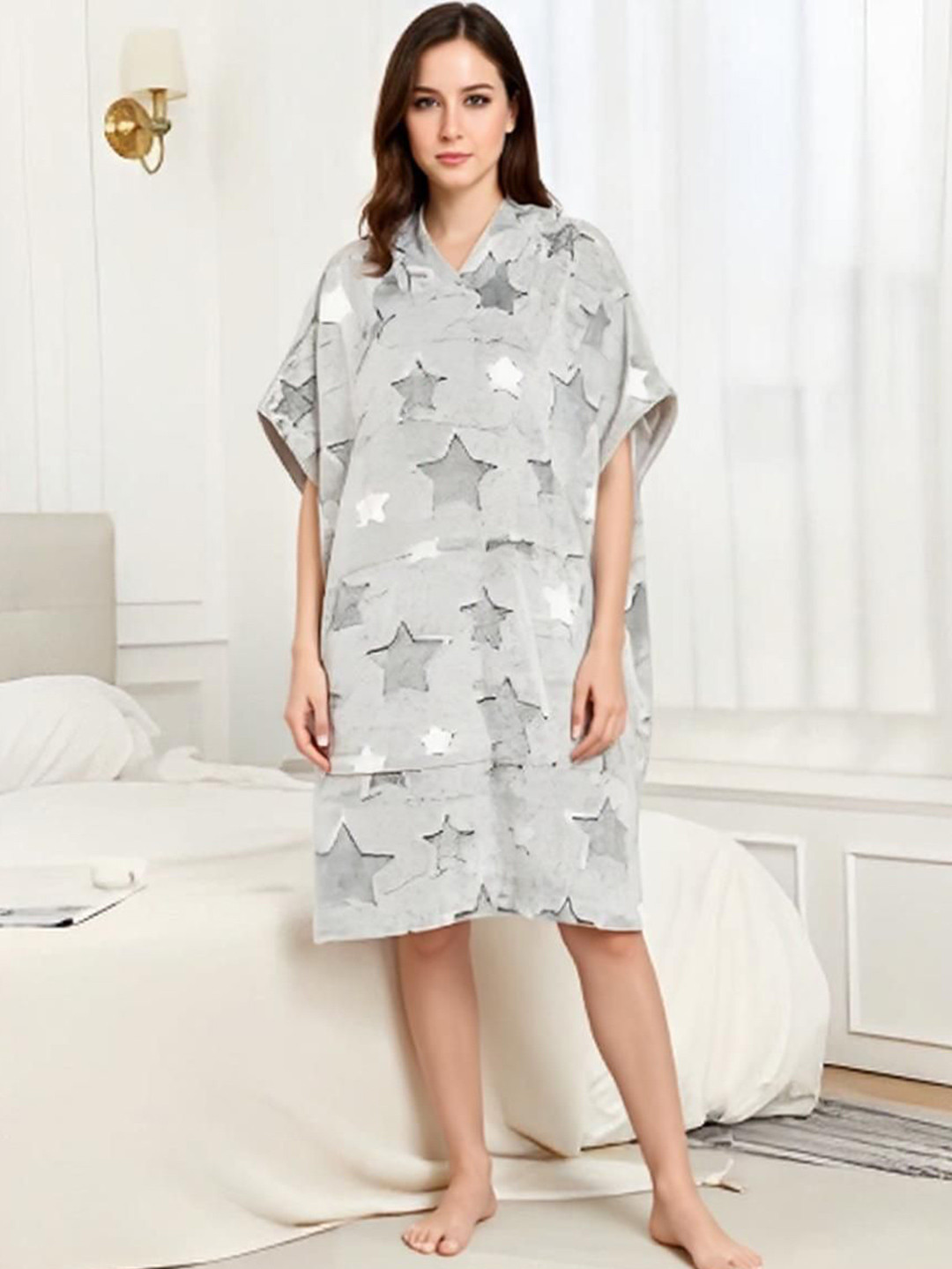 DressBerry Women Stars Printed V Neck Kaftan Knee Length Nightdress