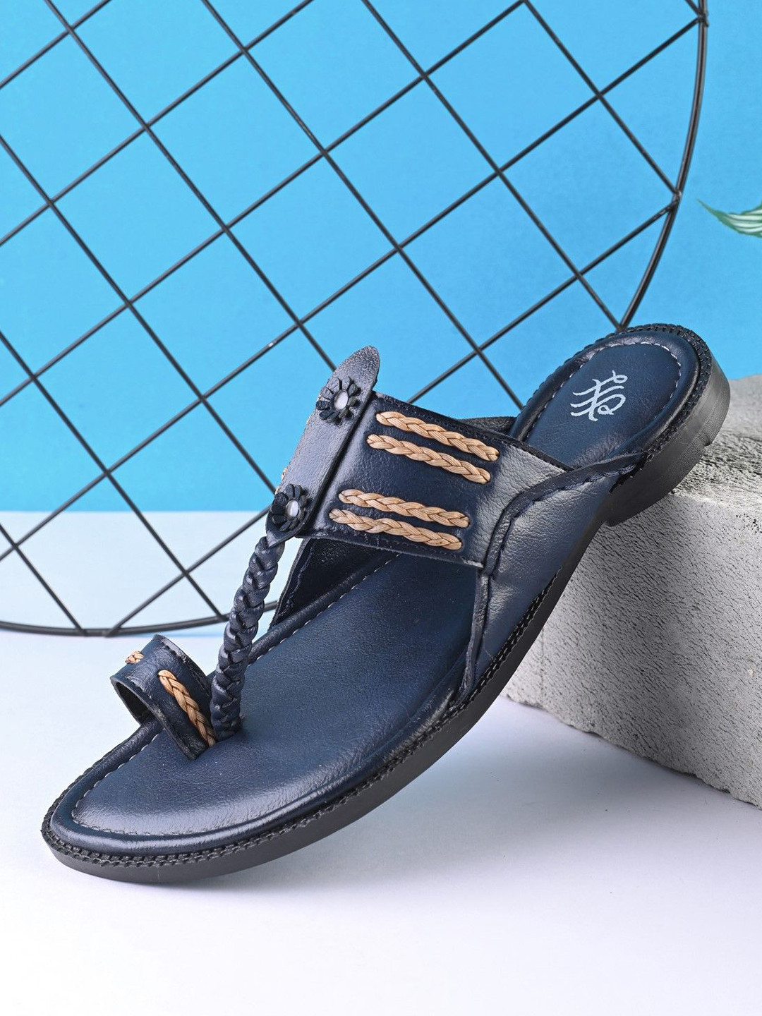 House of Pataudi Men Toe Ring kolhapuri Style Comfort Sandals