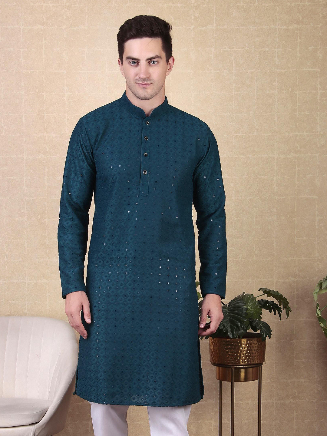 CHARLOTTE GRACIOUS Men Ethnic Motifs Embroidered Festive Straight Kurta