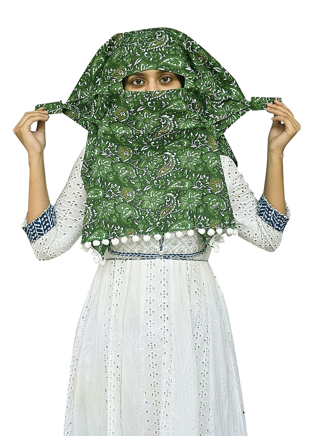 SWITCHON Women Printed Embellished Border carf