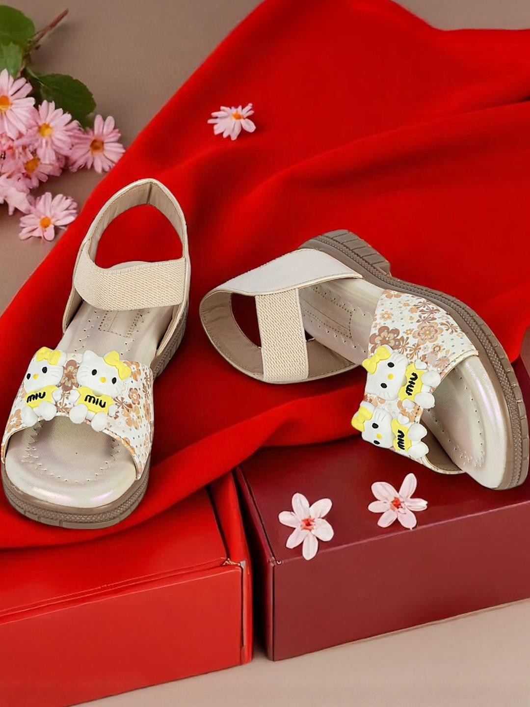 Freeplay Girls Printed Open Toe Flats