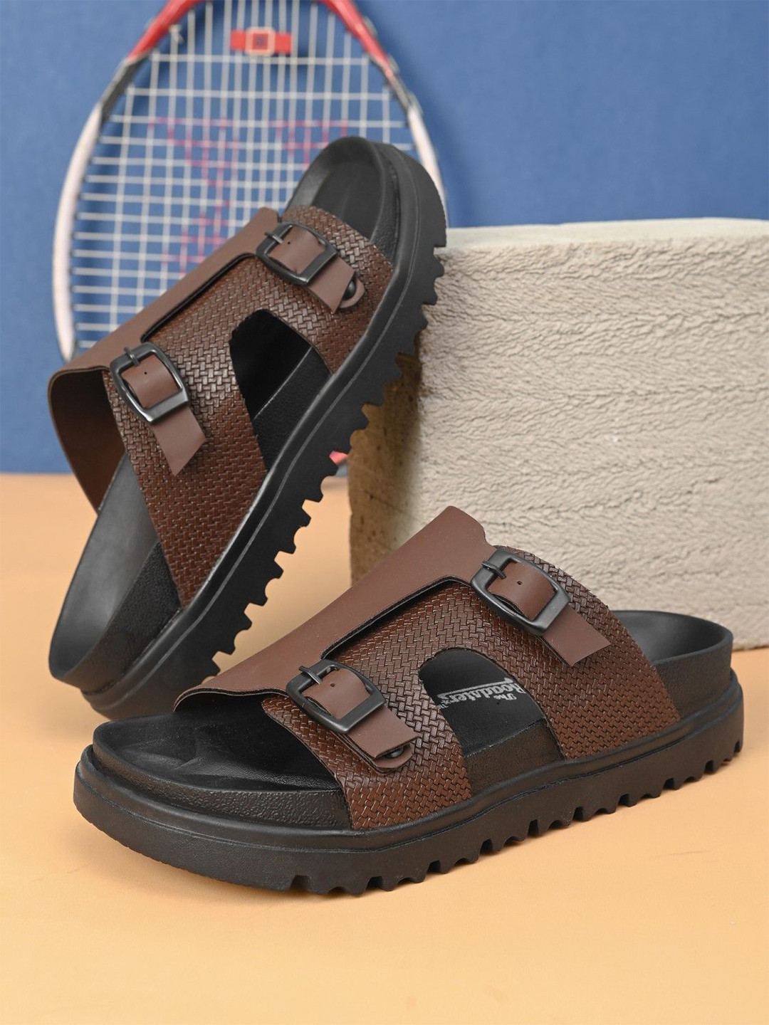 The Roadster Lifestyle Co. Men Textured Comfortable Cushioned Sandals