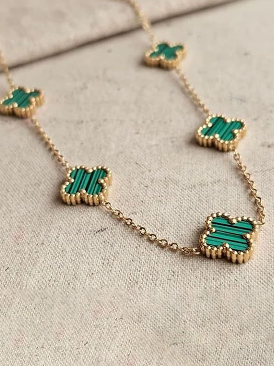 STYOLLO Gold-Plated Leaf Clover Chain