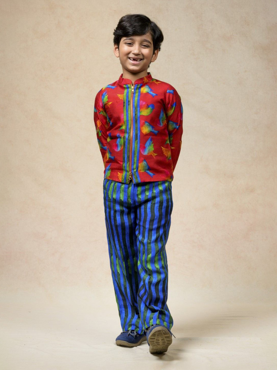 THETAA Boys Printed Mandarin Collar Pure Silk T-shirt With Trousers