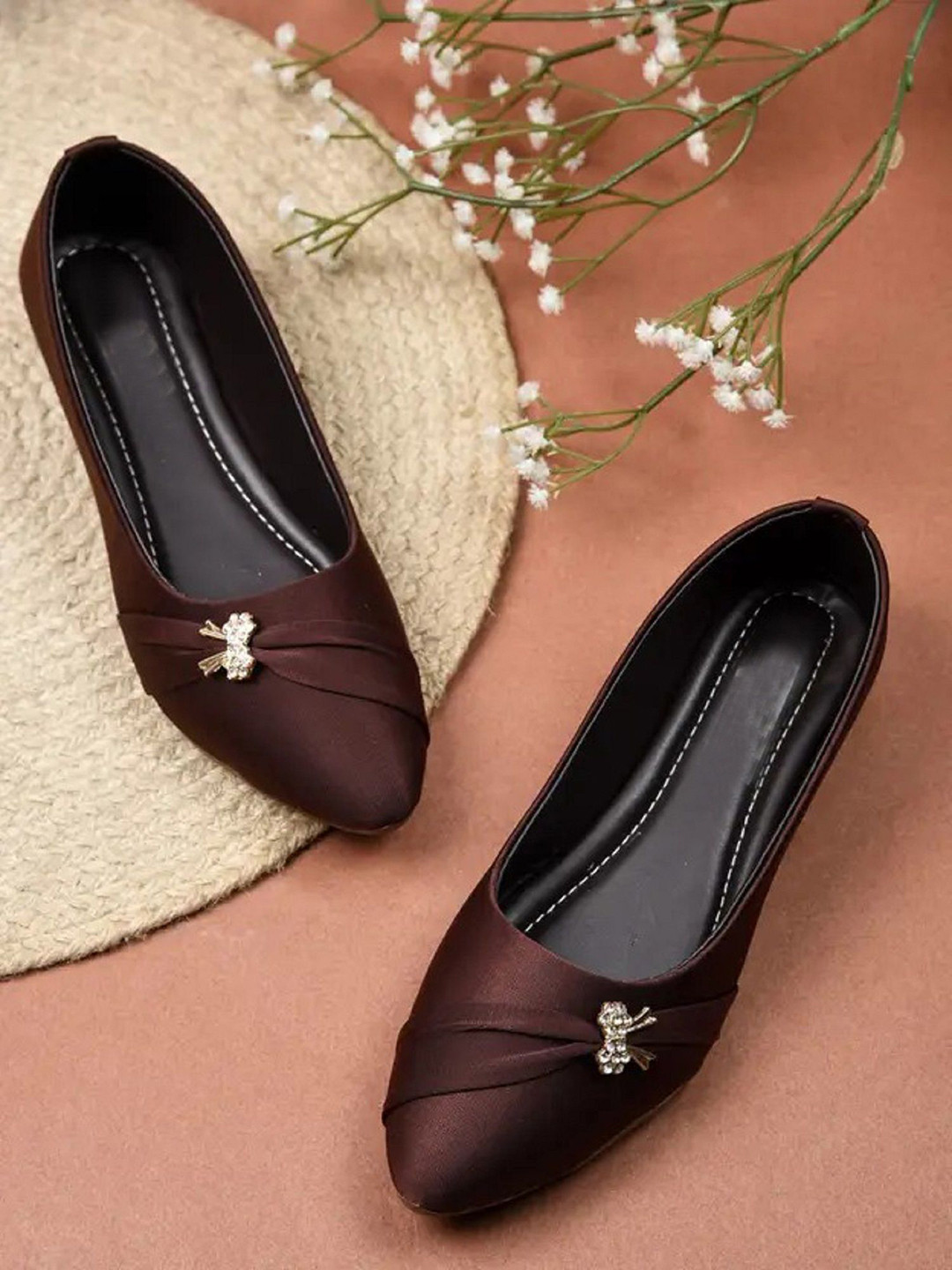 SKOLL Embellished Casual Ballerinas