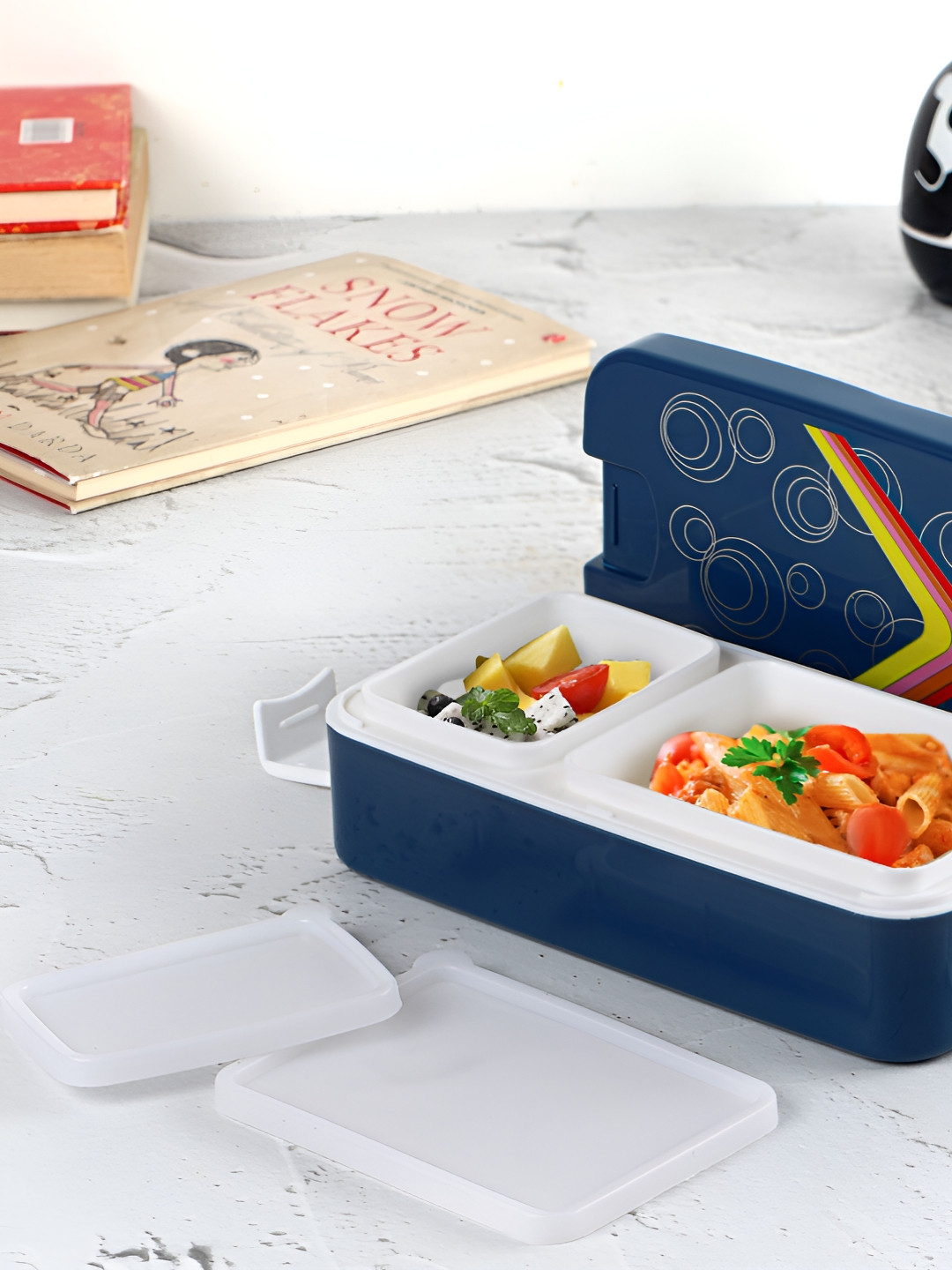 Cello Blue & White Easy to Clean Lunch Box