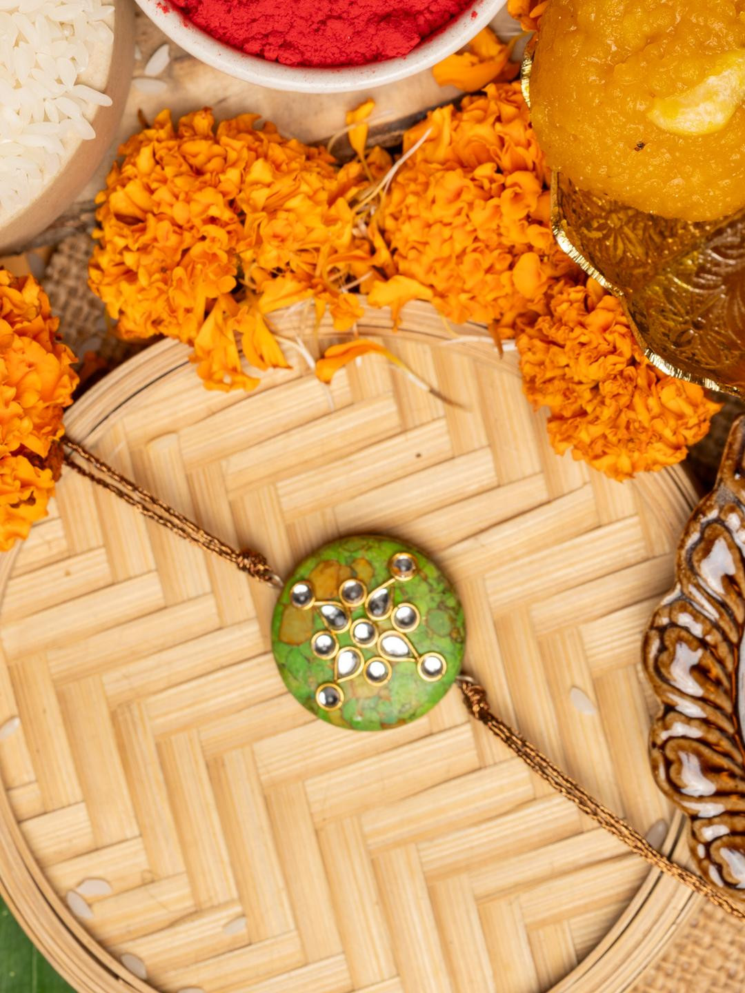 Look and Adorn Unisex Green Lumba Rakhi