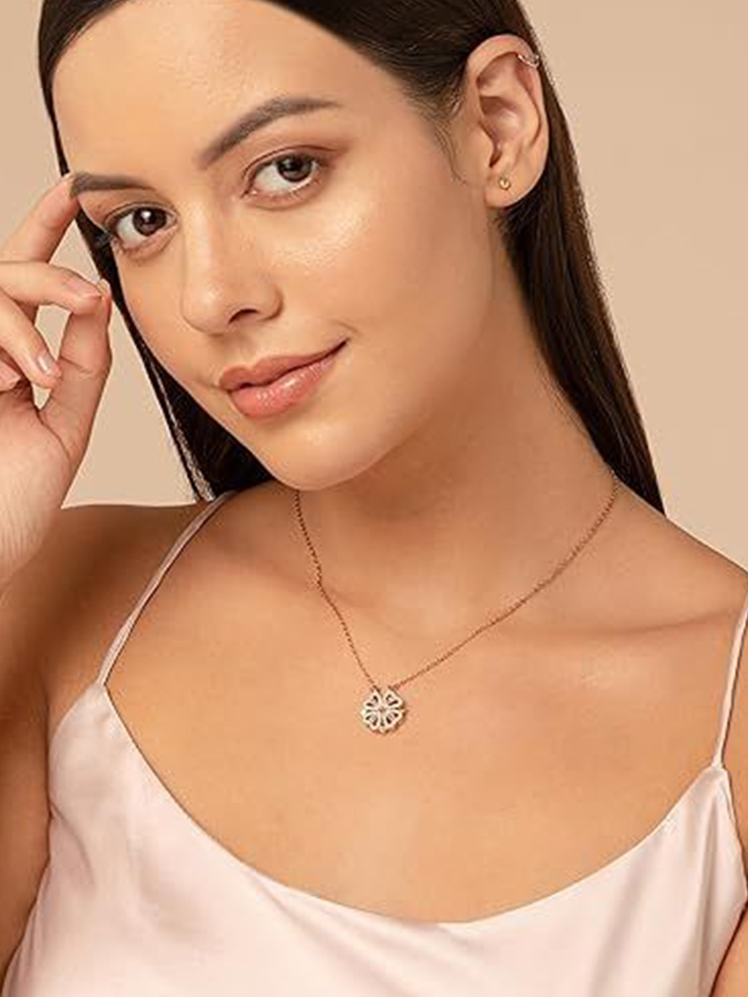 STYOLLO Rose Gold-Plated Artificial Stones Studded Dual Style Magnetic Clover Chain