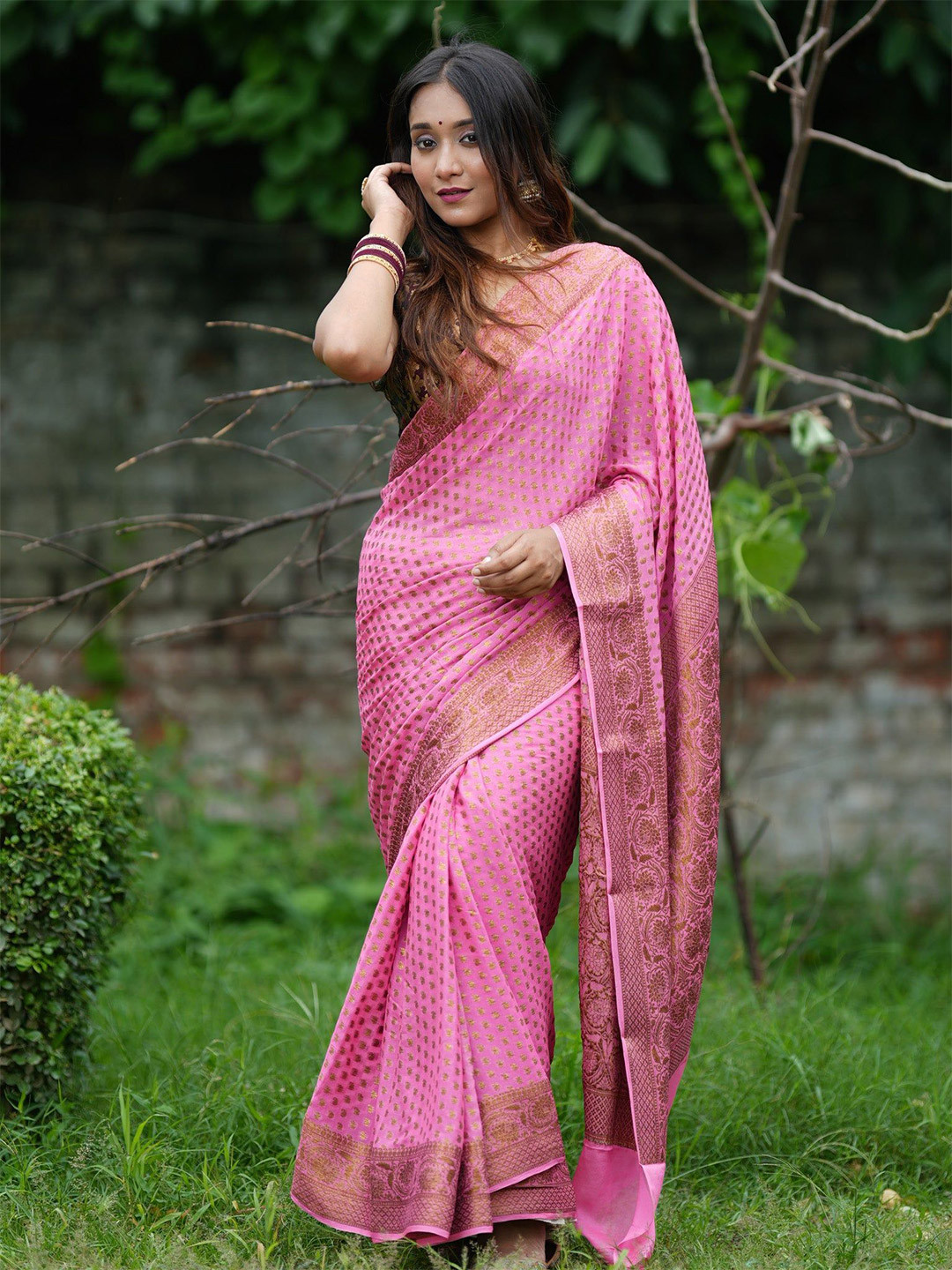 Banarasi Kargha Ethnic Motifs Zari Woven Design Pure Georgette Banarasi Saree