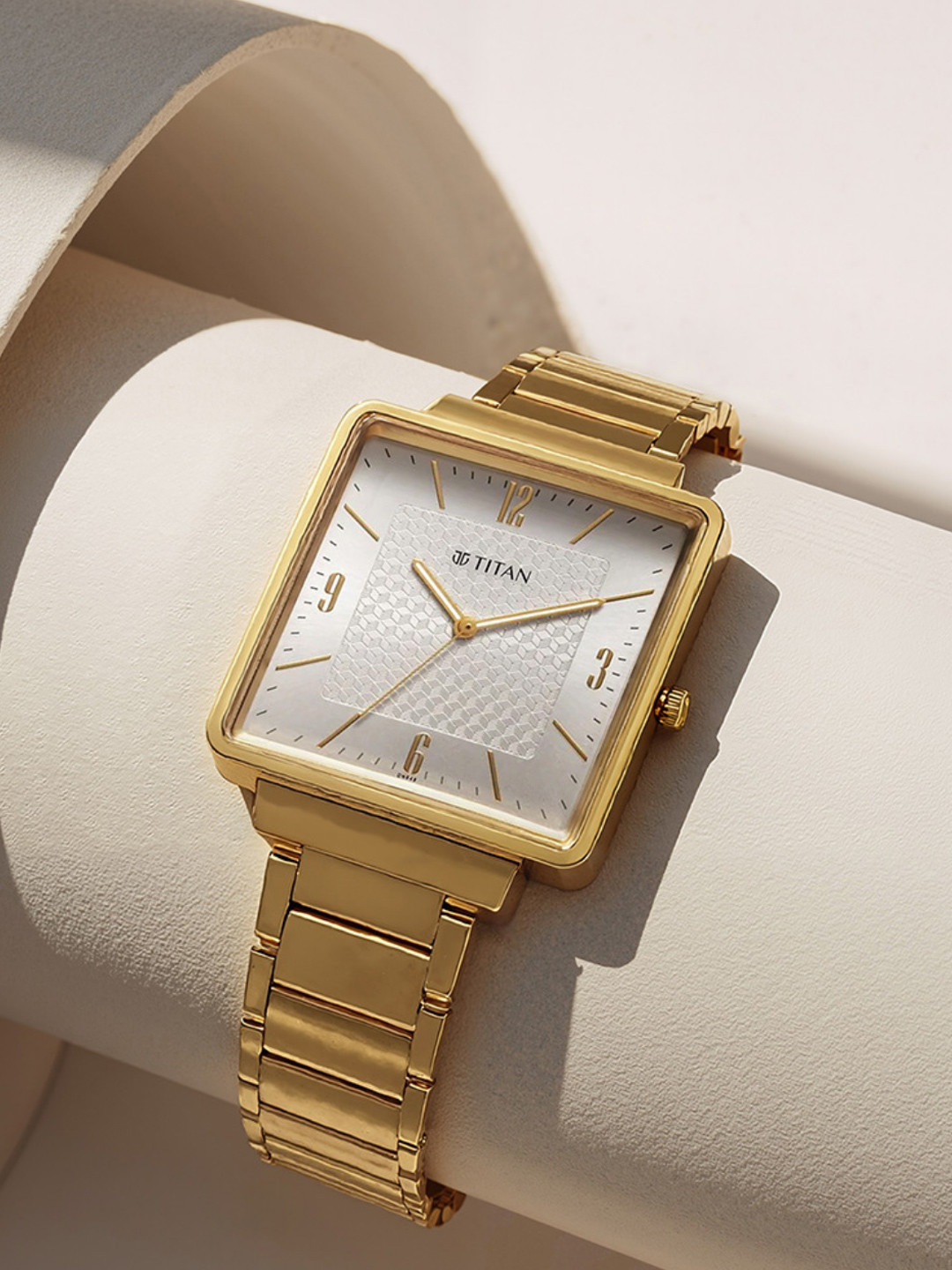 Titan Men Brass Dial & Stainless Steel Bracelet Style Straps Analogue Watch 10005YM02