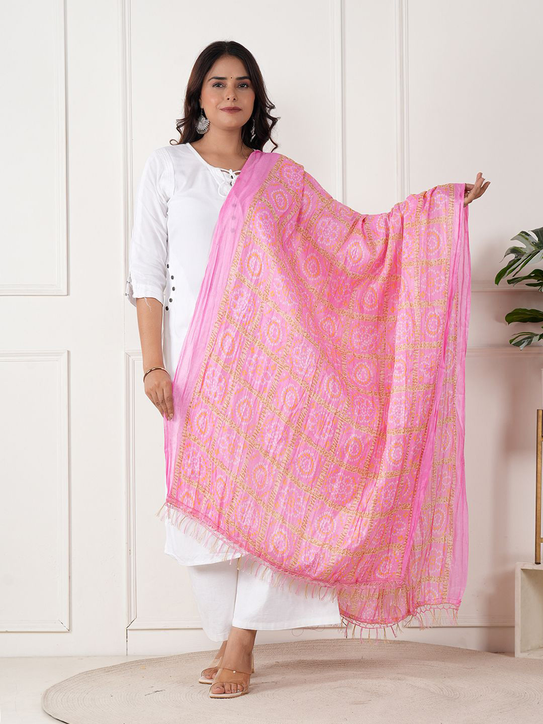 ZOOMBIE Printed Bandhani Dupatta