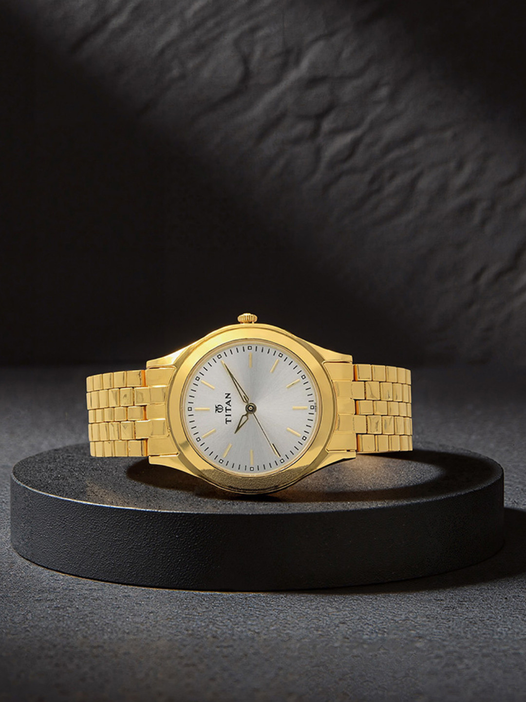 Titan Men Silver-Toned Dial Watch 1648YM01