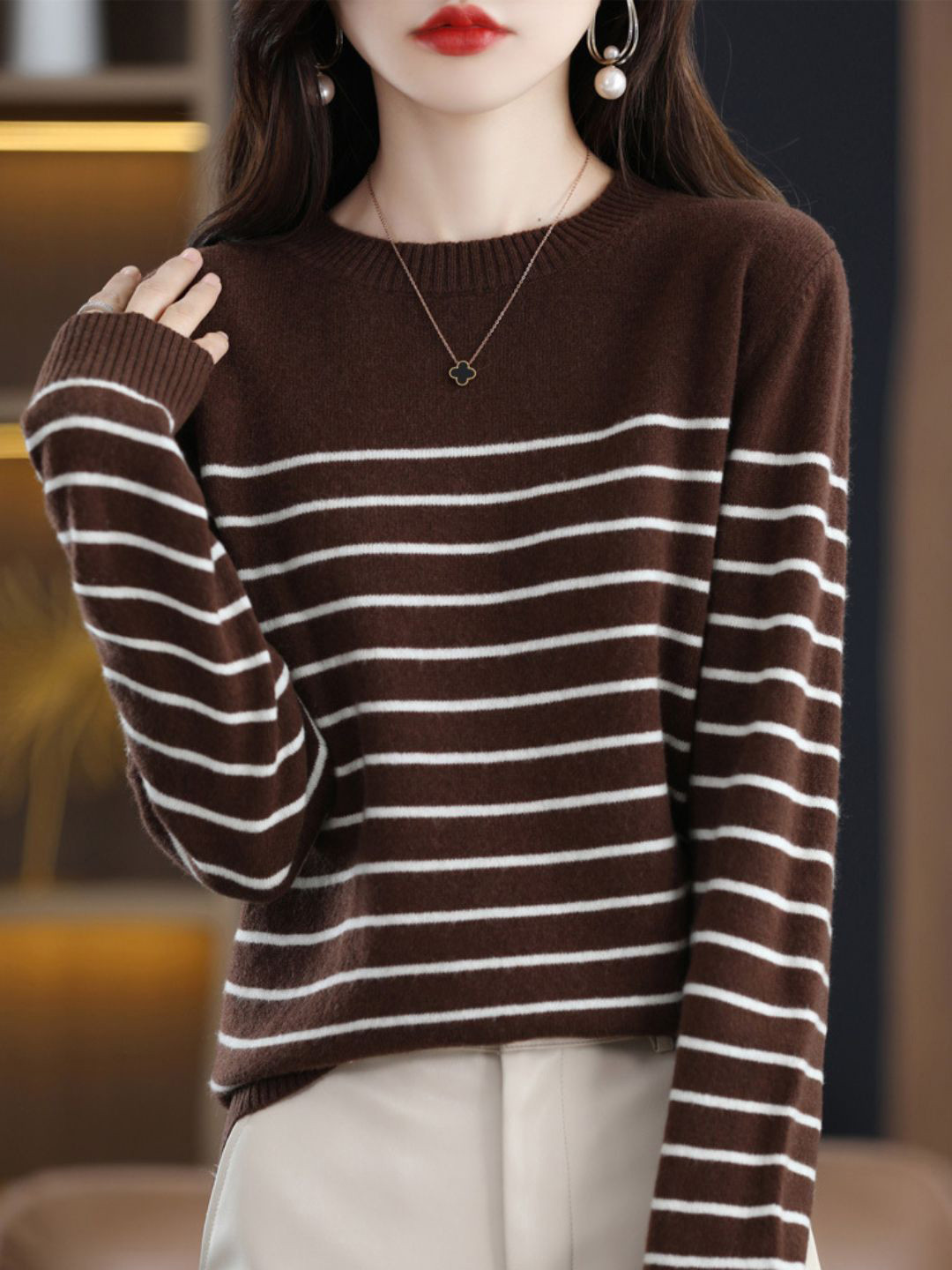 StyleCast Womwm Striped Round Neck Cotton Top