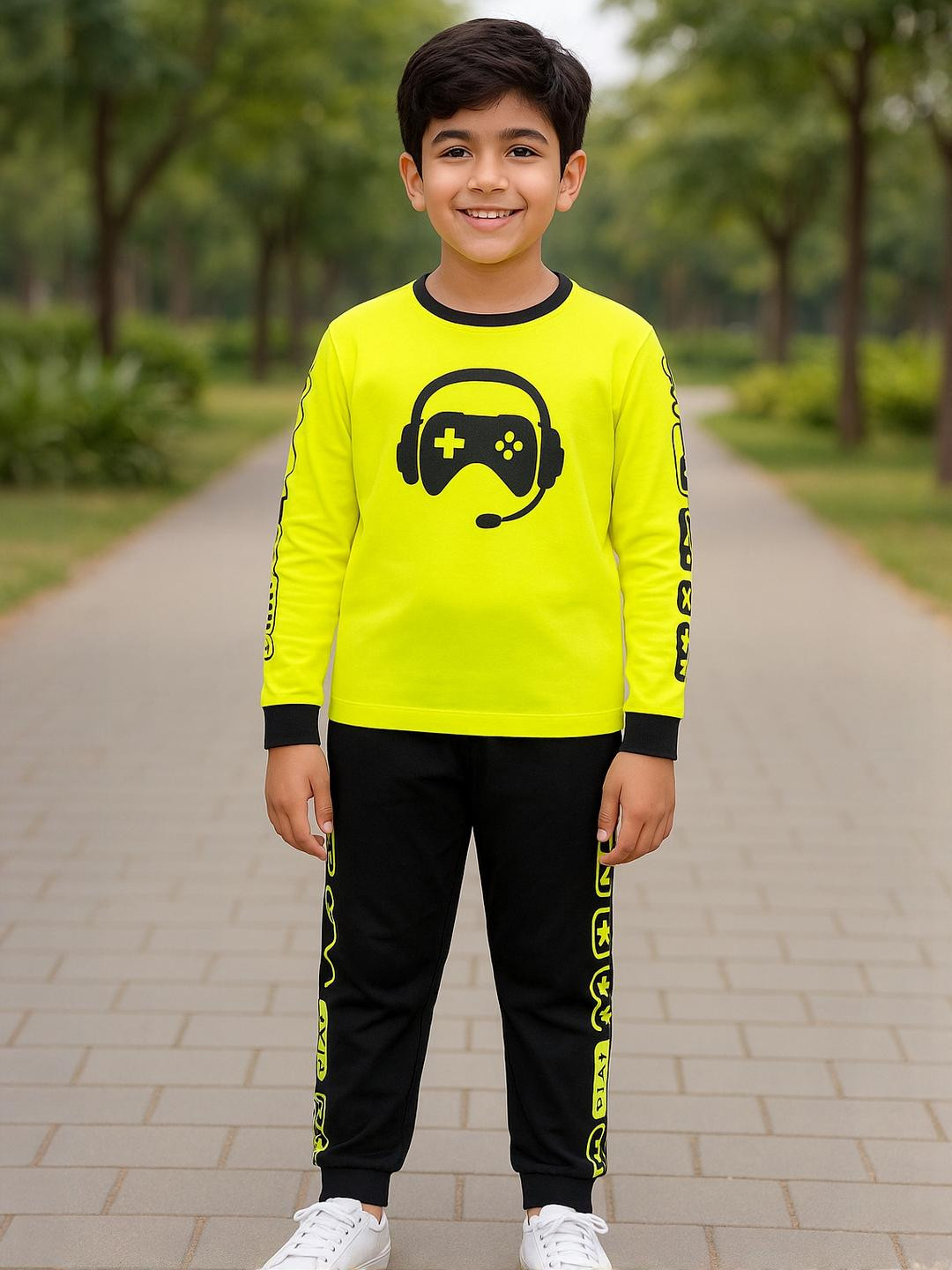 UNICORNS Boys Cotton Full Sleeves Gamer Printed Co-Ord Tracksuit