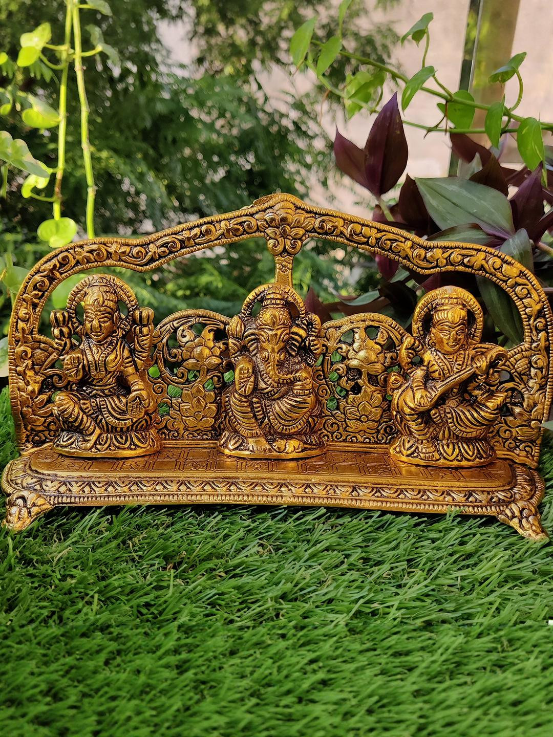 Shakuntla Vintage Ganesha Lakshmi Saraswati Statue Home gift set