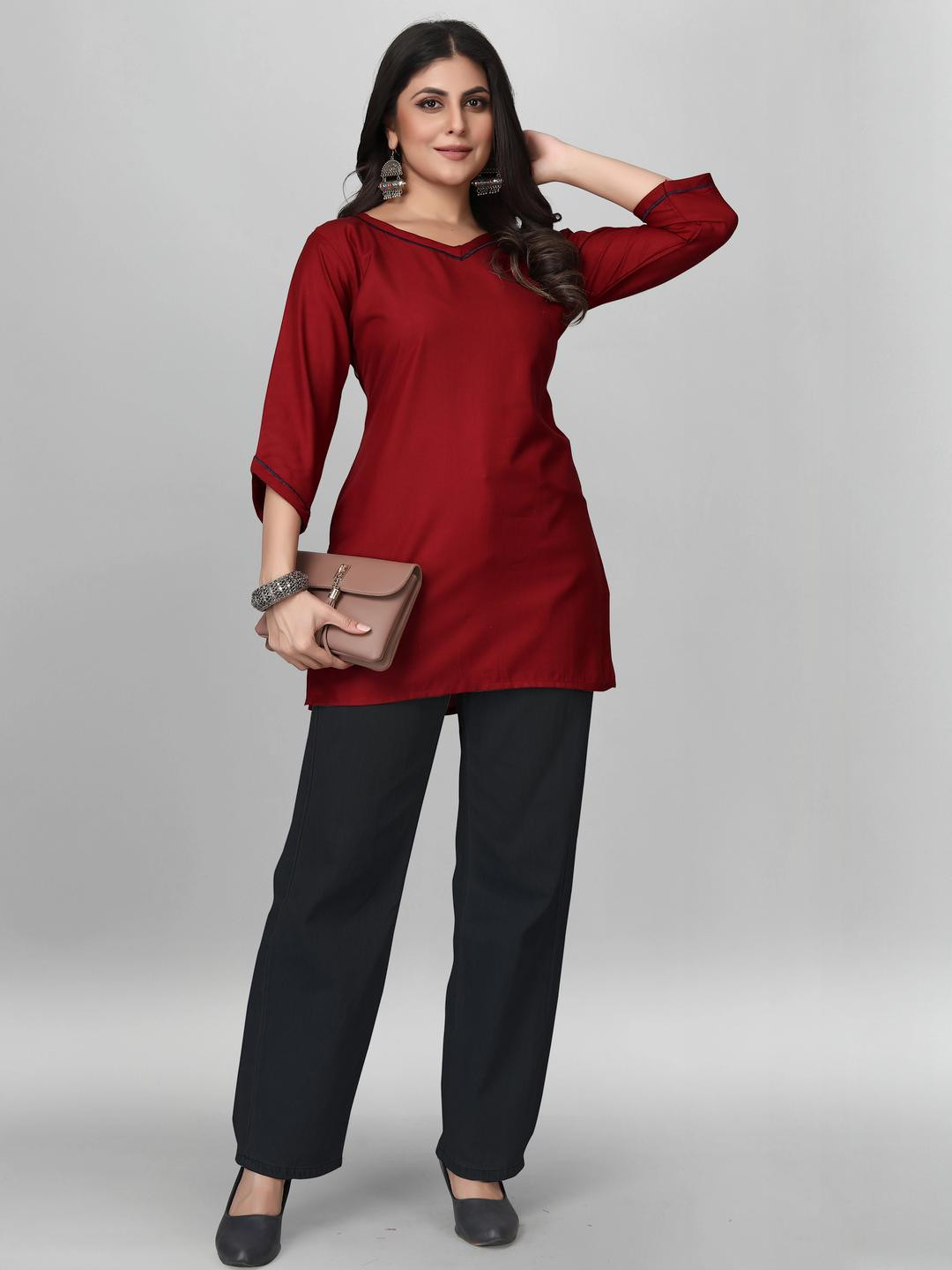 MANTRA DESIGNER Women  Maroon Viscose Rayon Kurtas