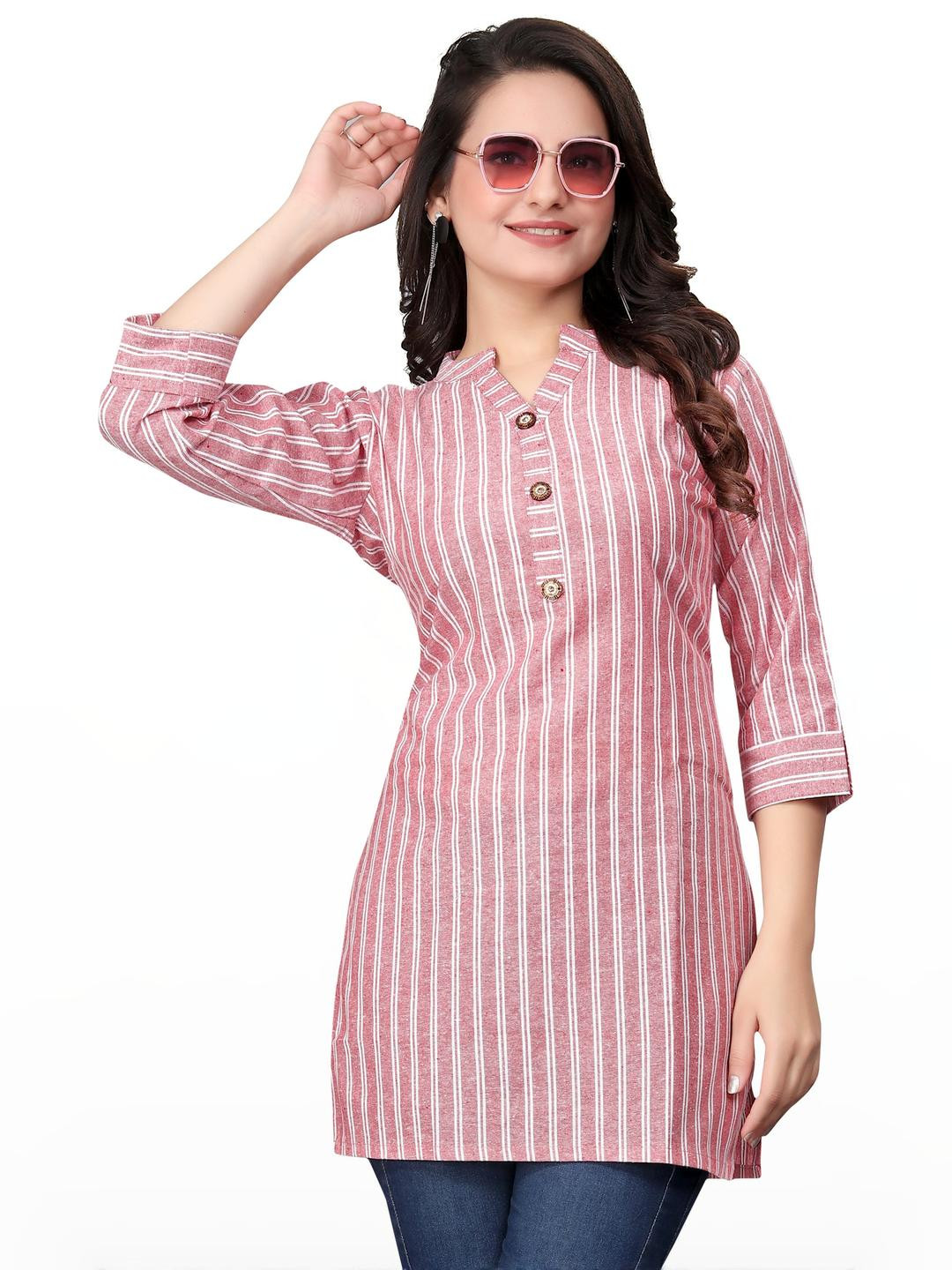 MANTRA DESIGNER Women Pink Khadi Kurtas