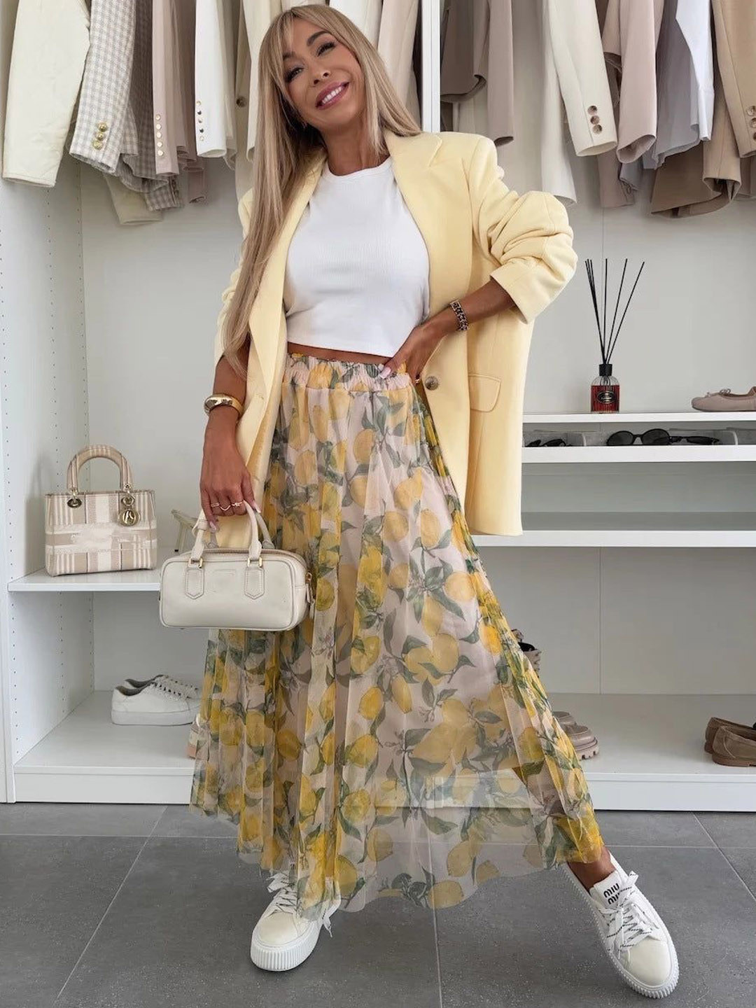 Outzidr Women Conversational Printed Pleated Flowy Maxi Skirt