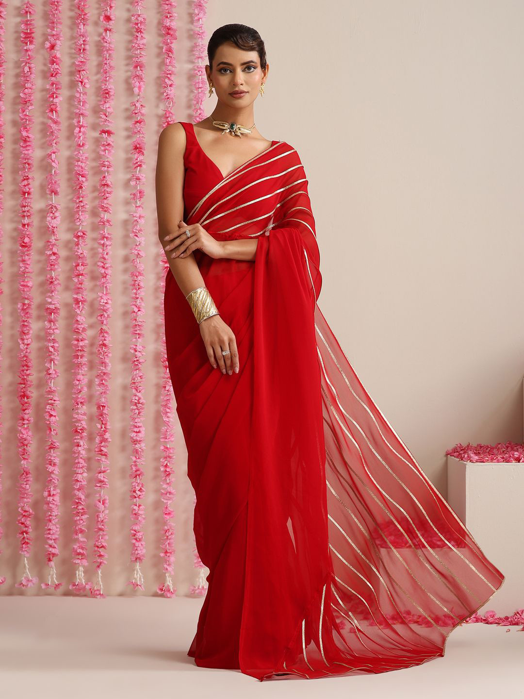 Swtantra Red & Silver Impression Georgette Saree with Blouse Fabric