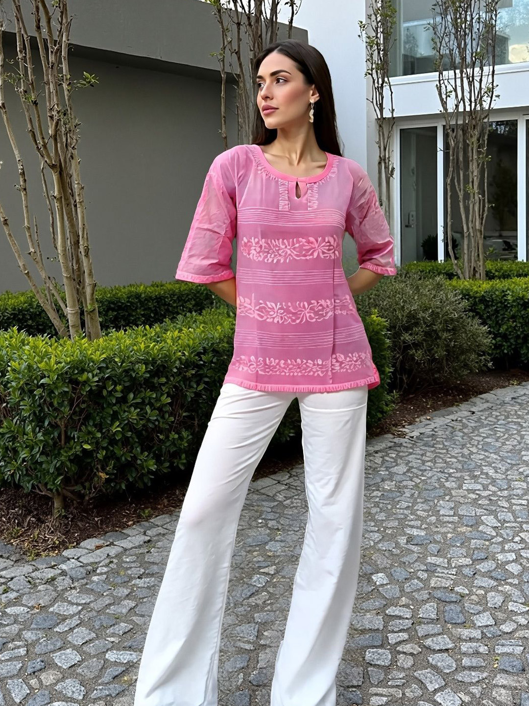 Vineshaa Be You For You Women Floral Printed Round Neck Pure Cotton Tunic